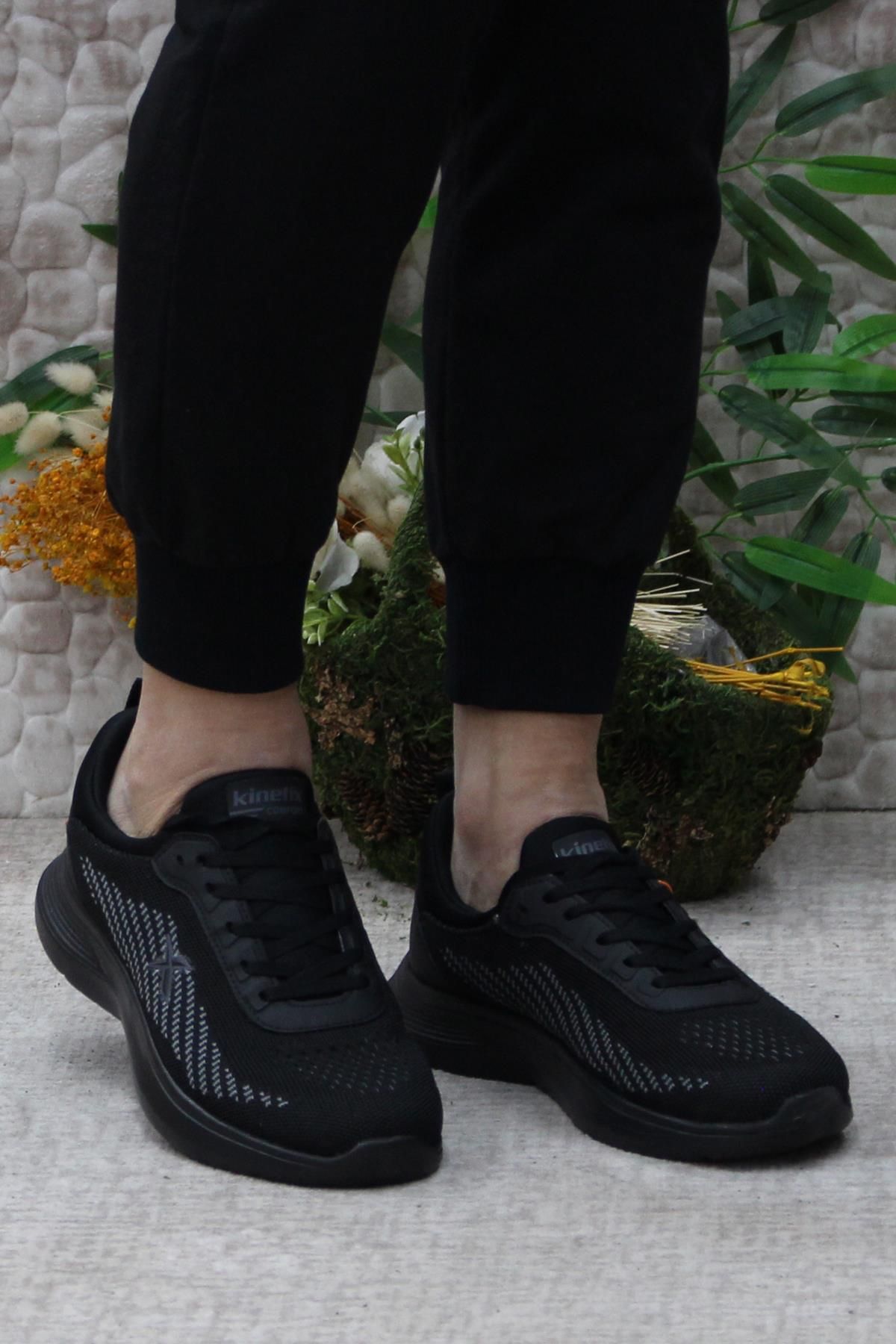 کفش اسپرت مردانه Comfort محصول اصلی Thanos Tx Black Grey Kinetix