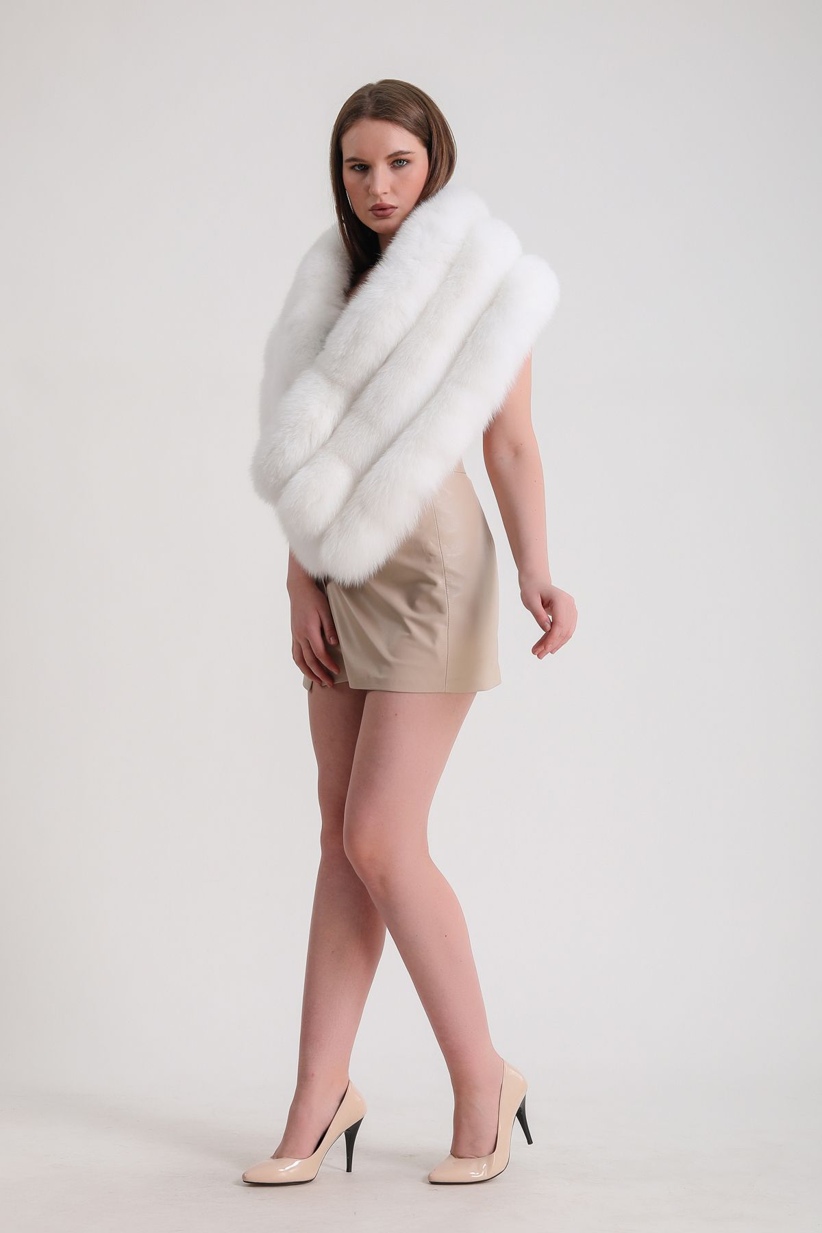 Leather Club-White Shadow Fox Etol 3