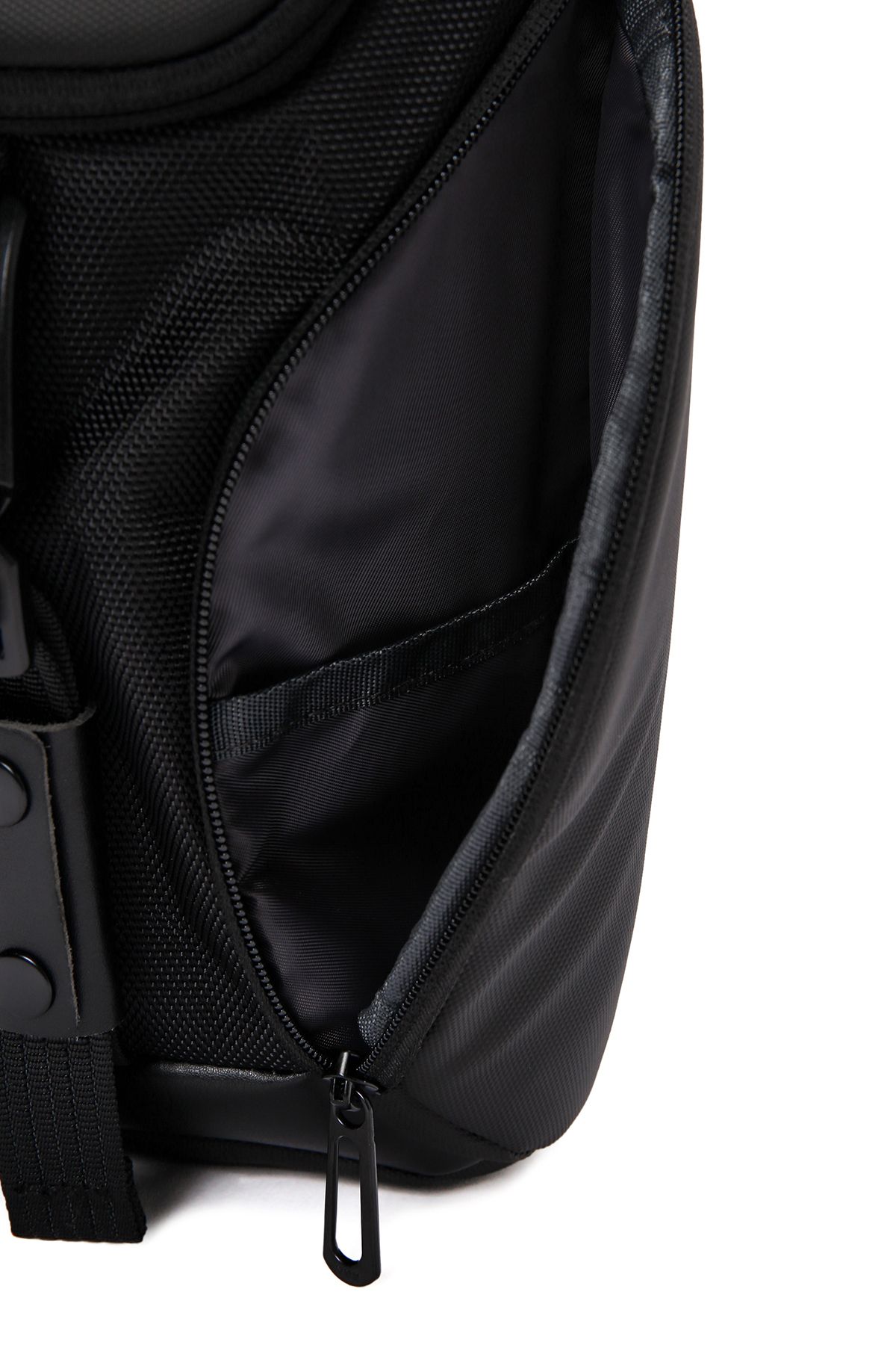 Derimod کیف شانه بلند آویز سیاه مردانه D-Pack