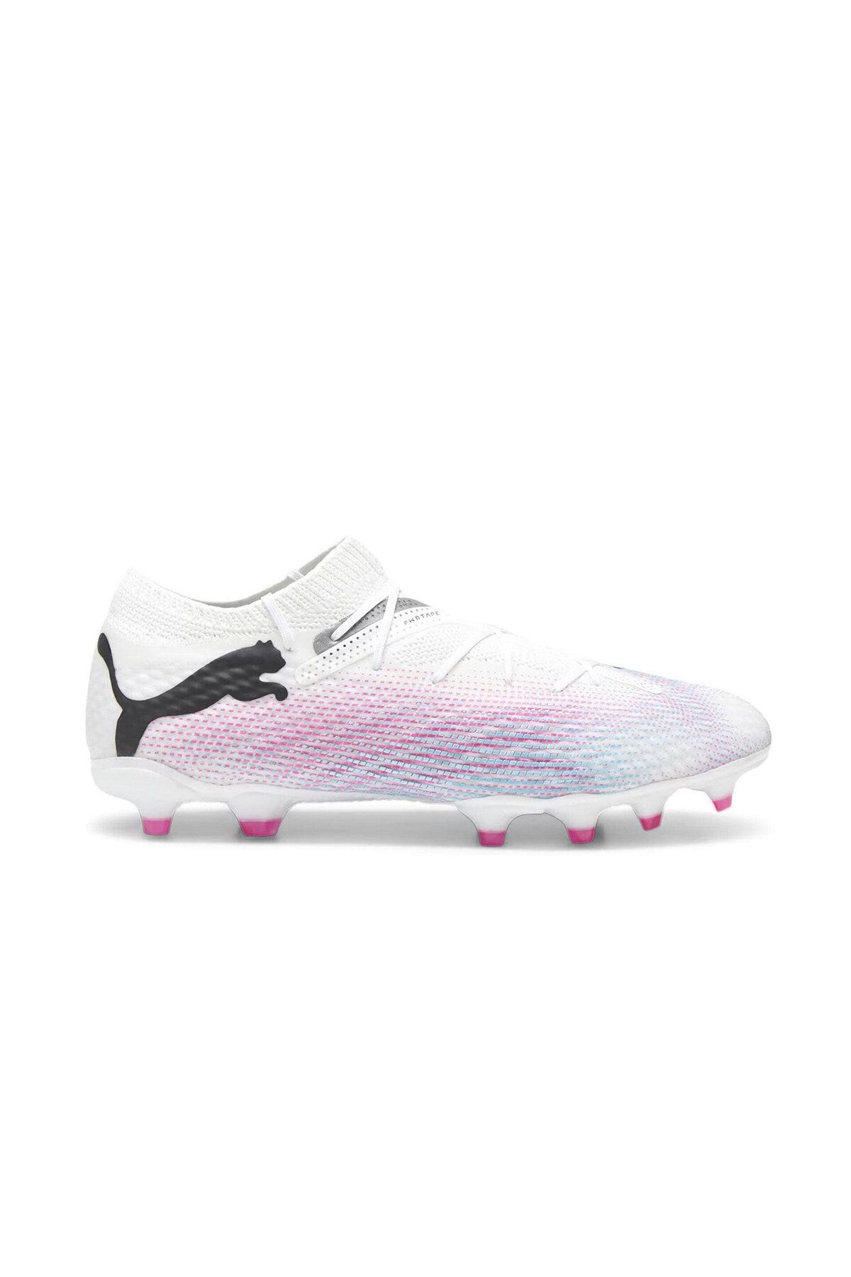 کفش فوتبال مردانه FUTURE 7 PRO+ FG/AG 10770501 سفید Puma