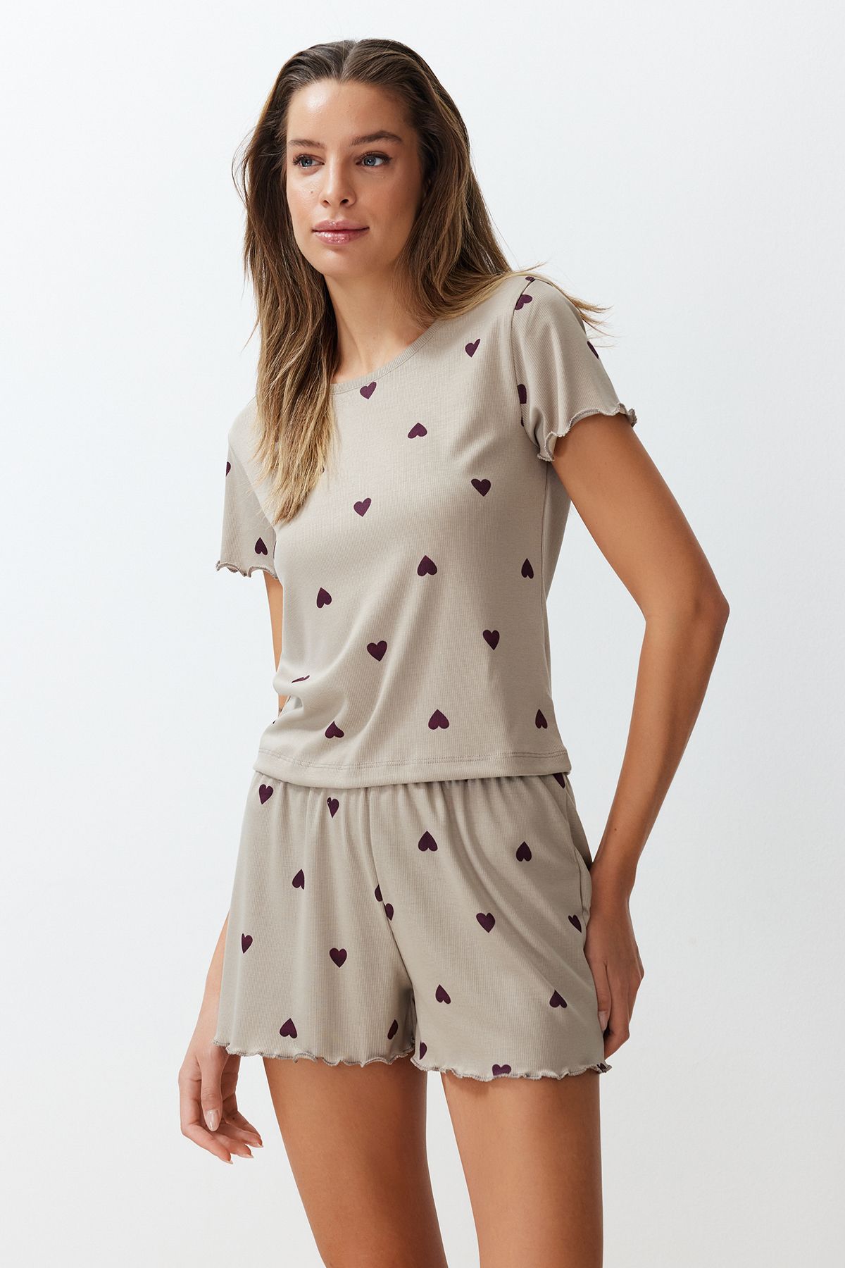 Trendyol Collection-Mintfarbenes, mit Herz-Slogan bedrucktes, elastisches, geripptes Shorts-Strick-Pyjama-Set THMSS24PT00220 3