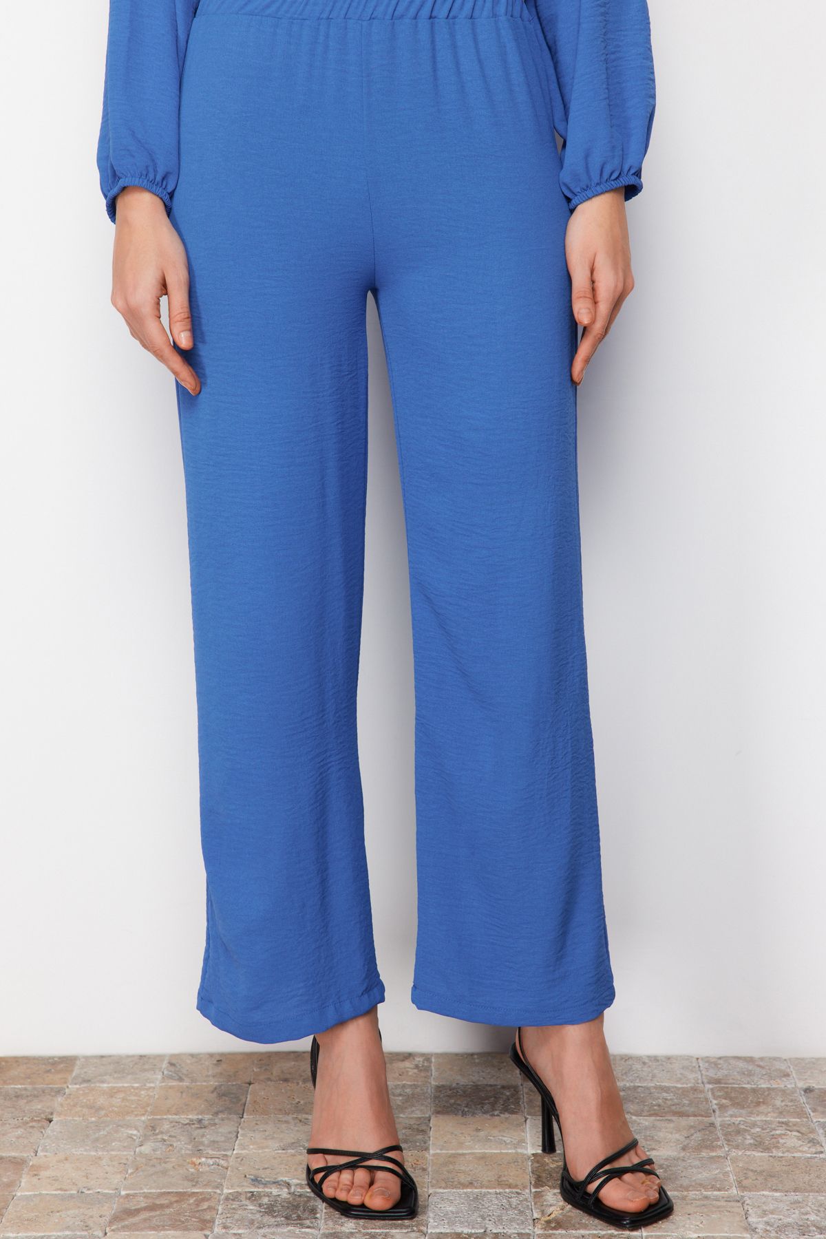 Trendyol Modest-Indigo ελαστικό μανίκι με φαρδύ πόδι Aerobin τουνίκ-παντελόνι υφαντό σετ TCTSS22US0023 5