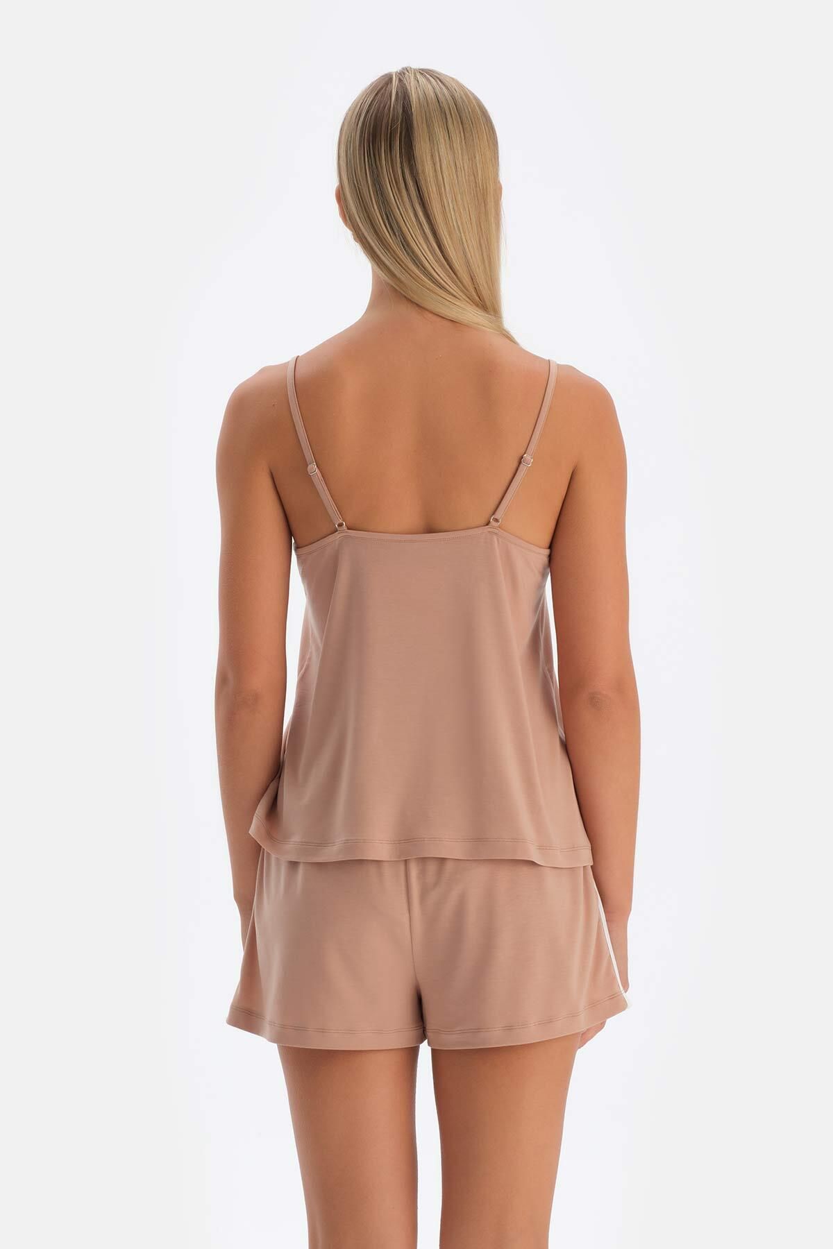 Dagi-Basic Light Brown Shorts 2