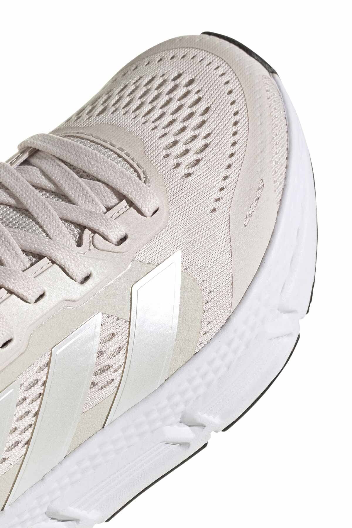 کفش دو و تمرین نود زنانه IE8120 Questar 2 W ورزشی بژ adidas