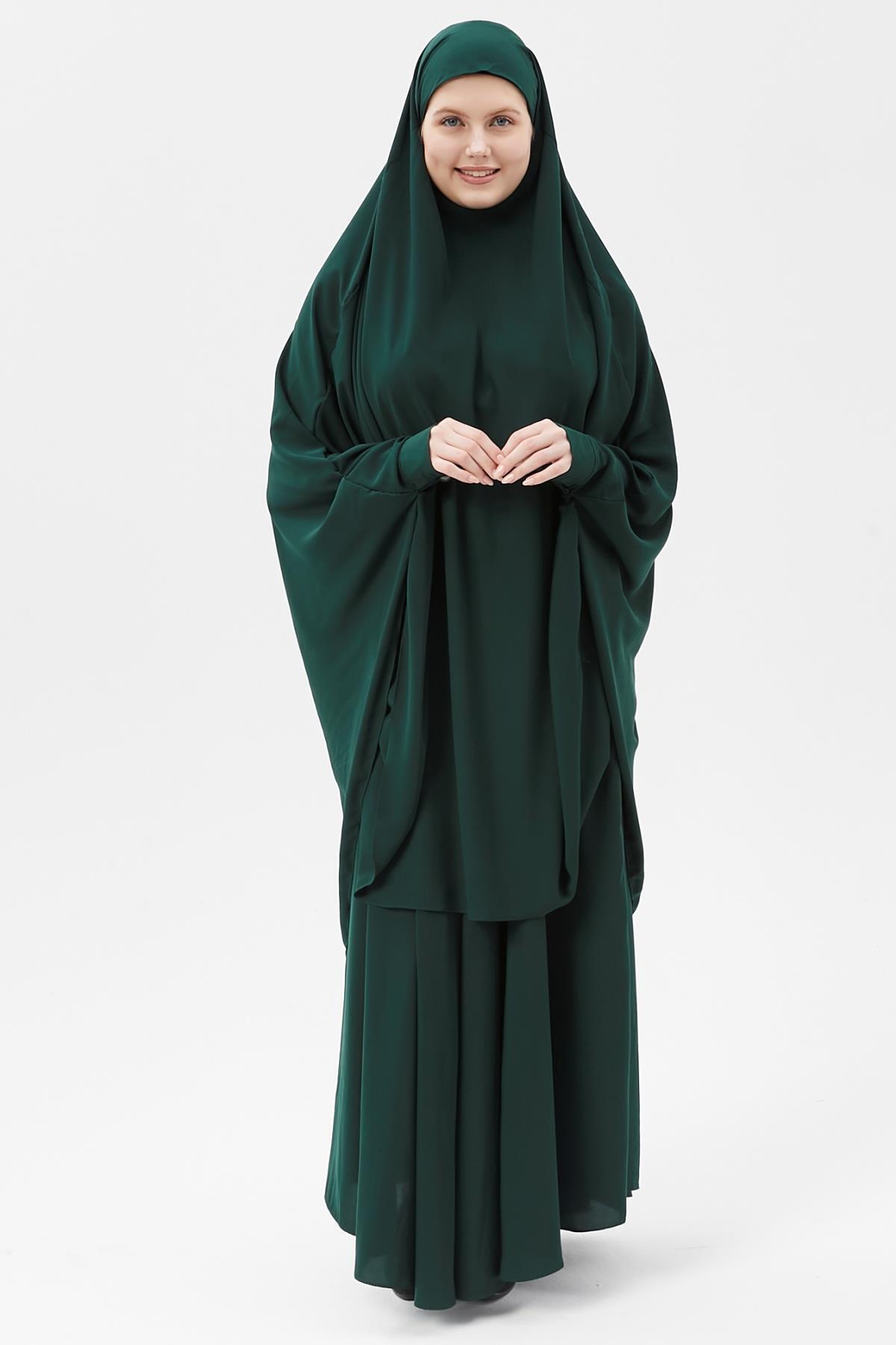 Women's Hijab Medina Silk Sheet Set Veiled Soufflé and Skirt Emerald Green