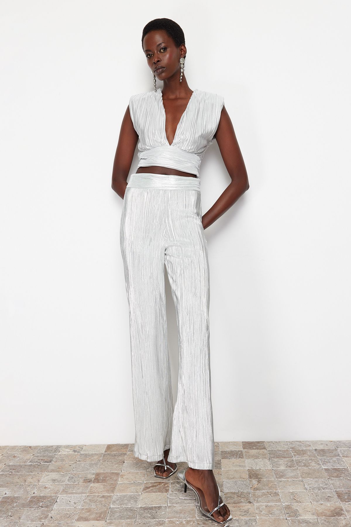 Trendyol Collection-Silberne Webhose mit Plissee - Weites Bein TPRSS24PL00006 2