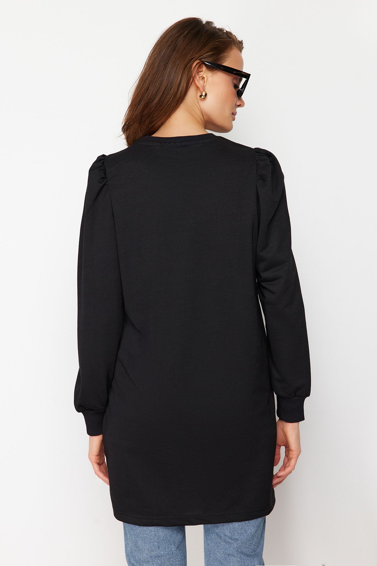 Trendyol Modest-Schwarze Strick-Tunika mit Rundhalsausschnitt und Schlitz und Ärmeldetail TCTSS21TN0257 6