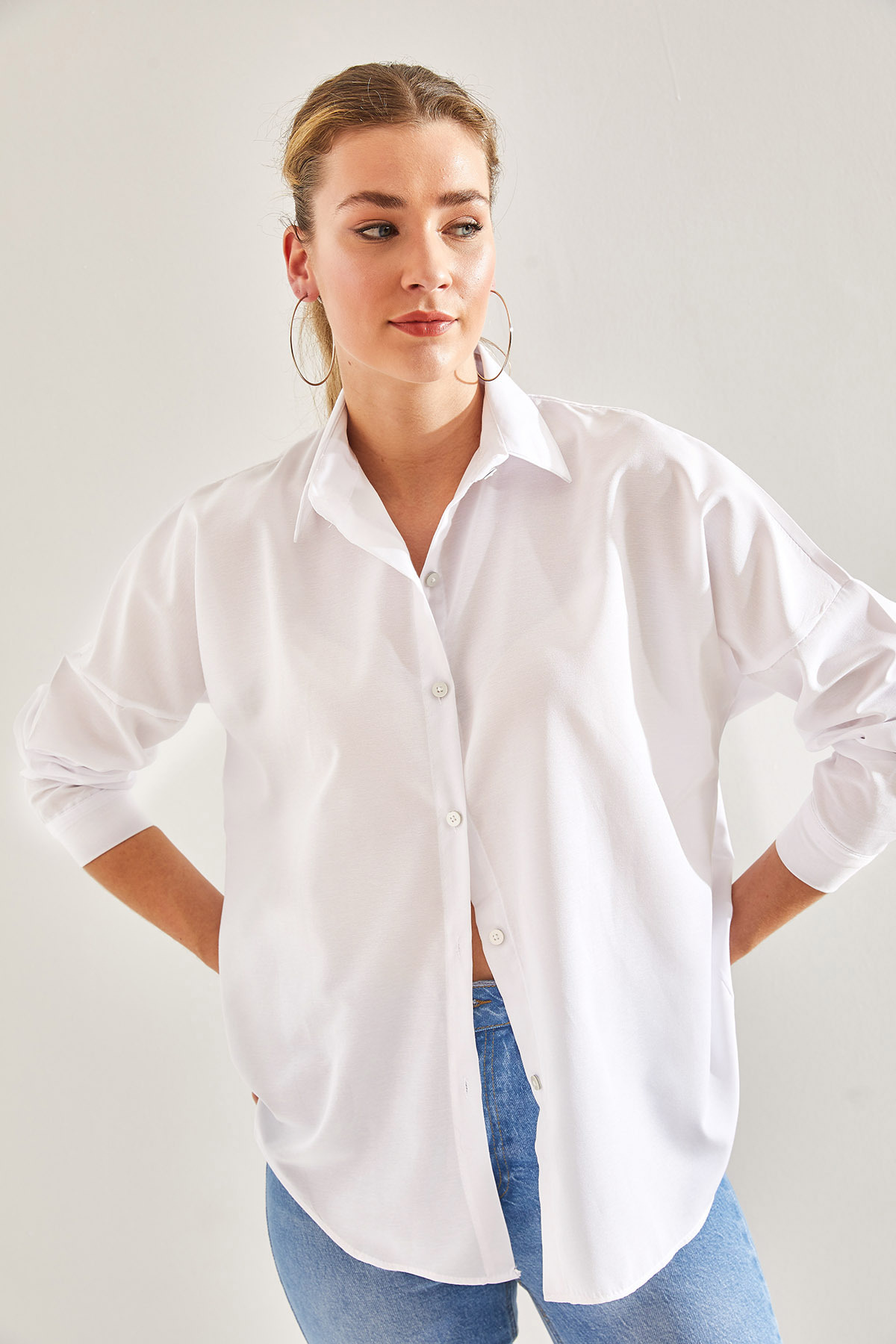 Bianco Lucci Damska koszula z prostymi rękawami i składanymi rękawami