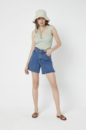 Kadın Mavi Yüksek Bel Mom Fit Yırtmaçlı Şort 218019STGC