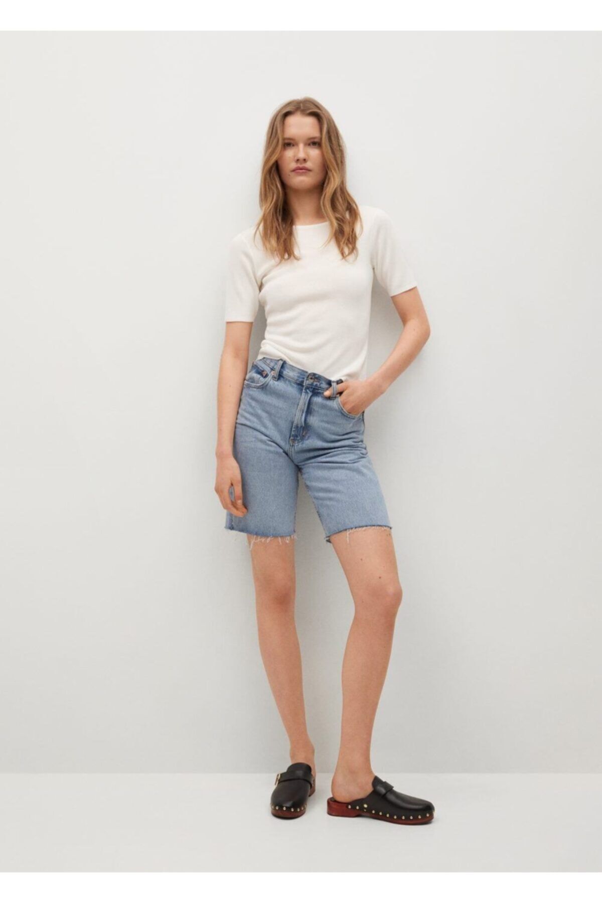 complete the look image