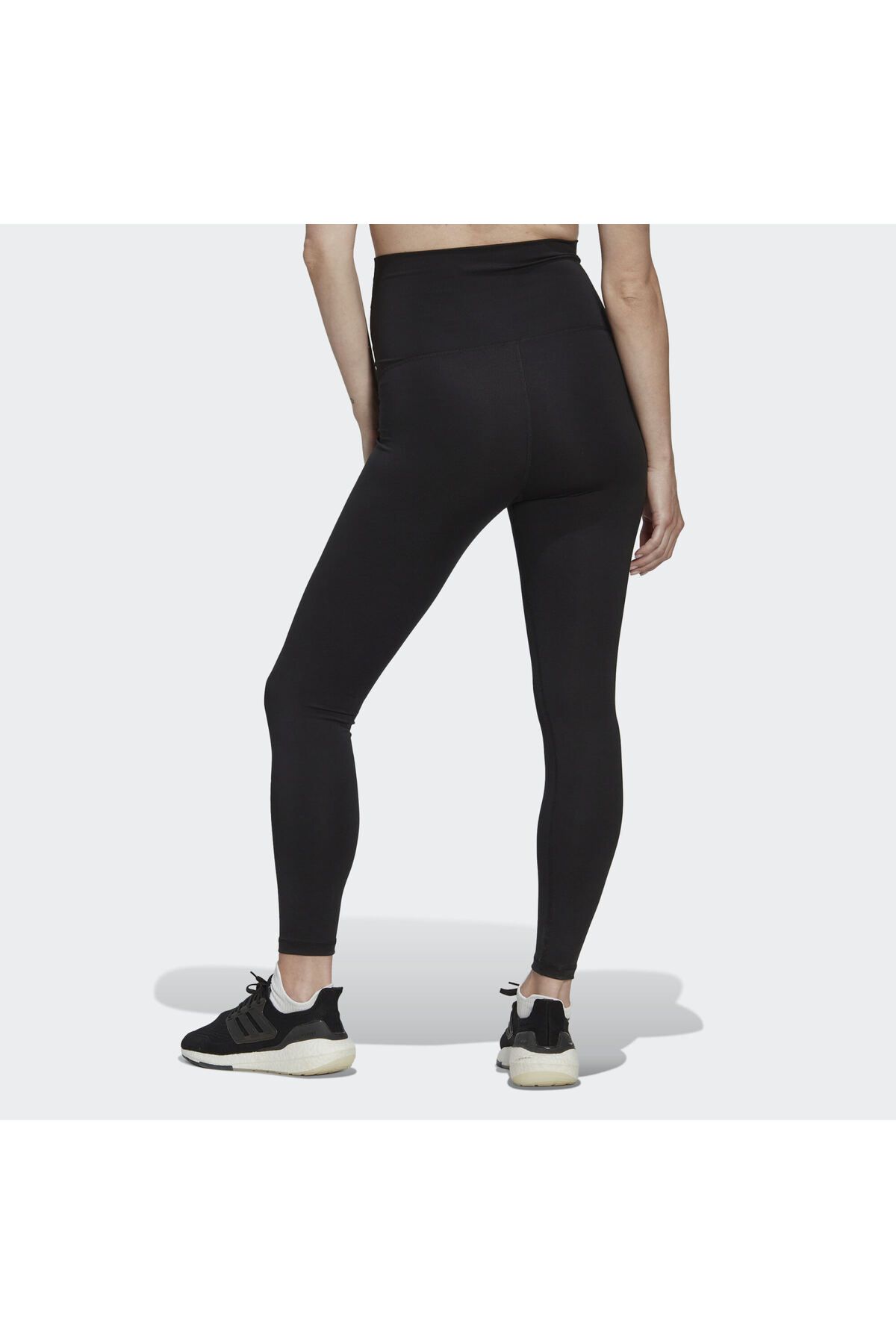 Adidas fitness giyim clearance