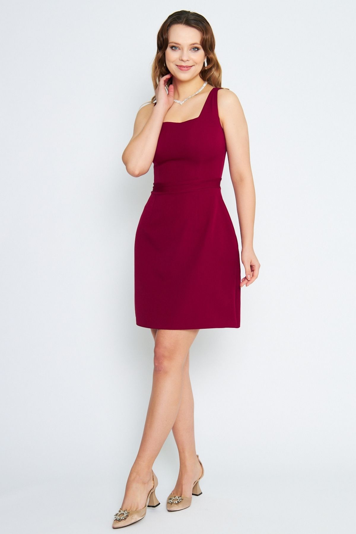 NO48-Rochie Roșie Mini Claret, cu bretele late, cu guler pătrat 2