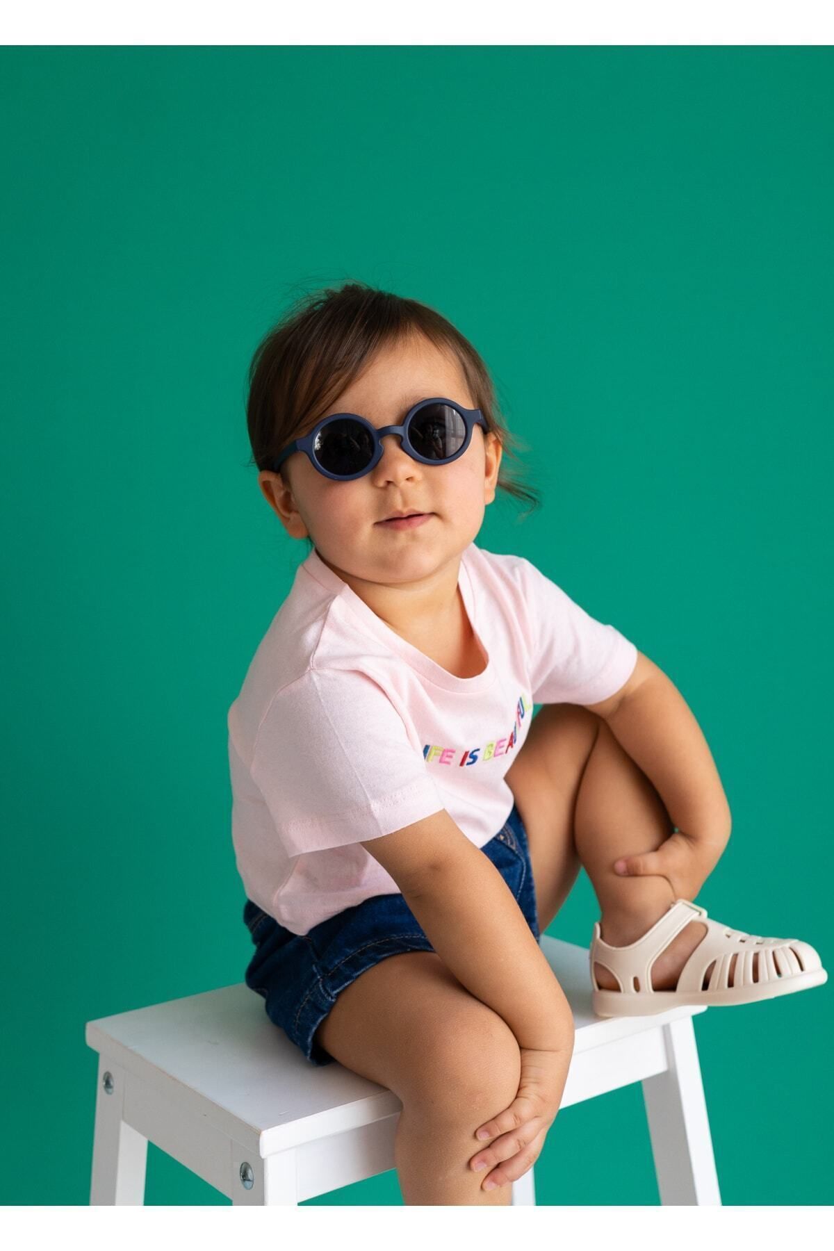 complete the look image
