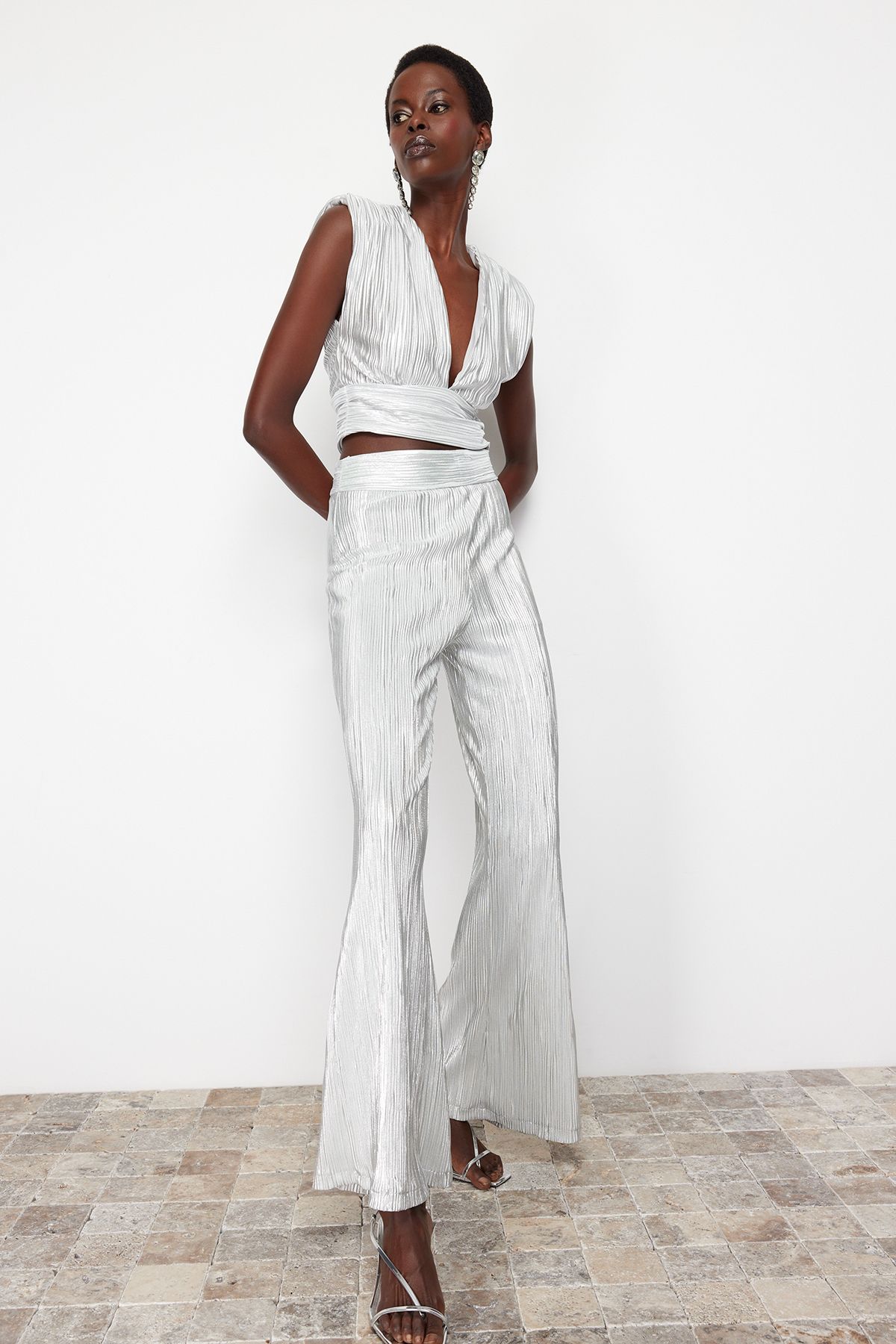 Trendyol Collection-Silberne Webhose mit Plissee - Weites Bein TPRSS24PL00006 3