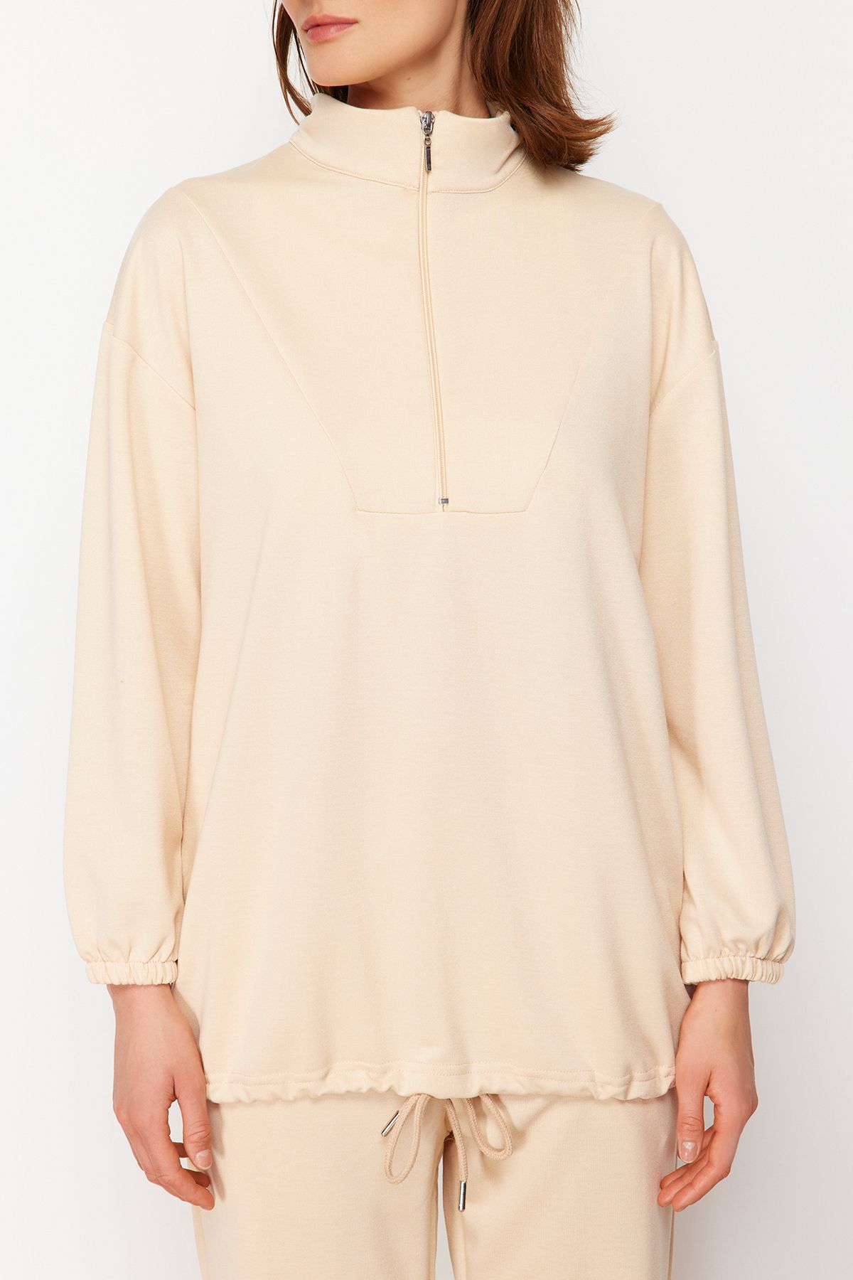 Trendyol Modest-Beiges Strick-Trainingsanzug-Set mit Stehkragen und gerafftem Rock - TCTAW22EN0051 4