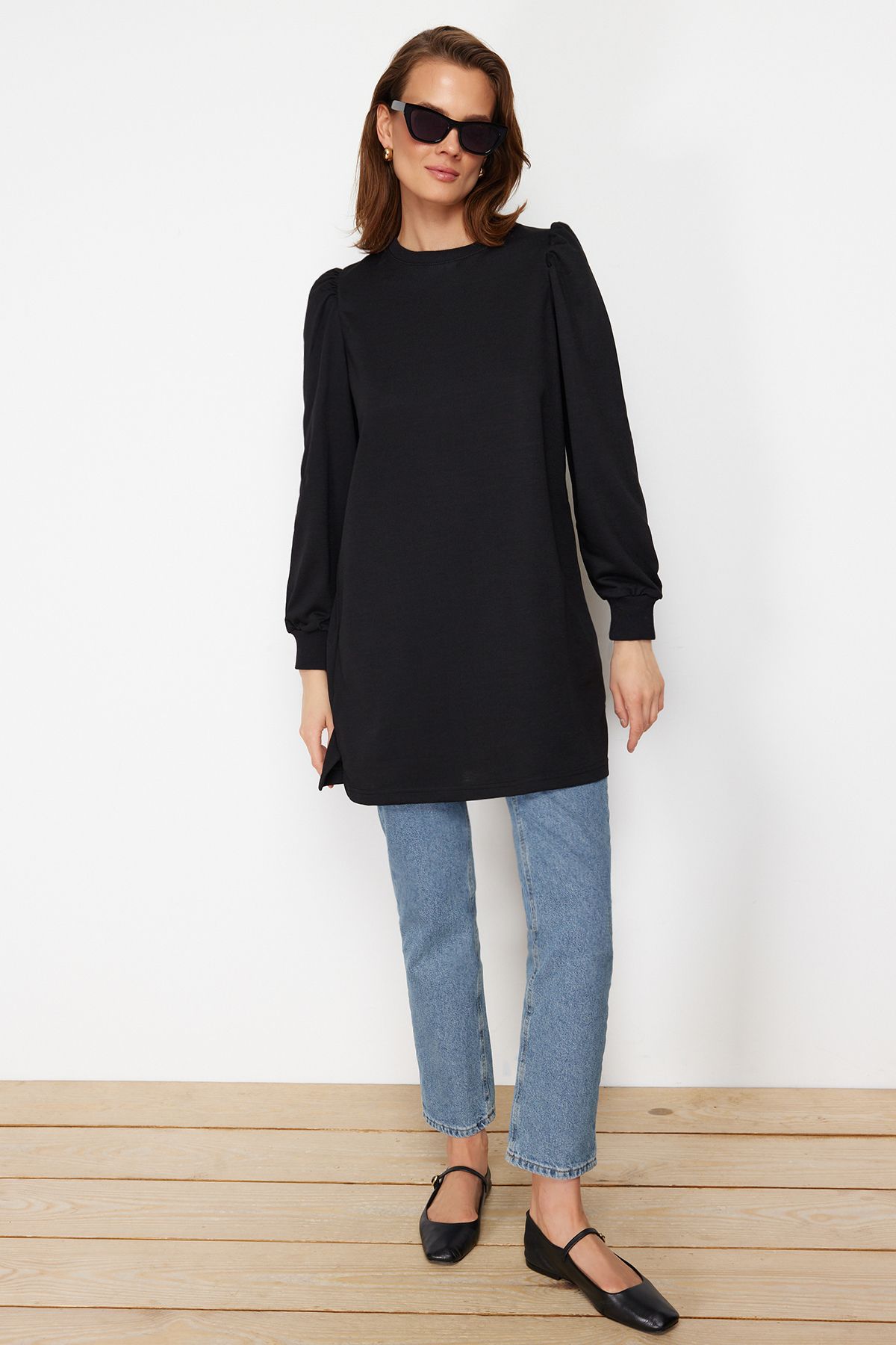 Trendyol Modest-Schwarze Strick-Tunika mit Rundhalsausschnitt und Schlitz und Ärmeldetail TCTSS21TN0257 3