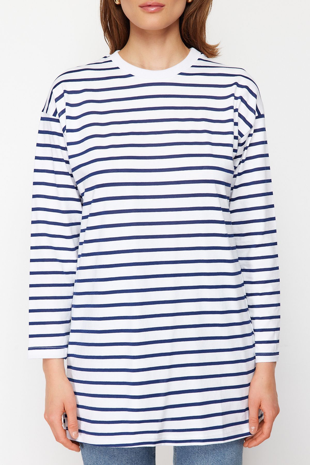 Trendyol Modest-Blau gestreifte Stricktunika TCTAW22UK0240 4