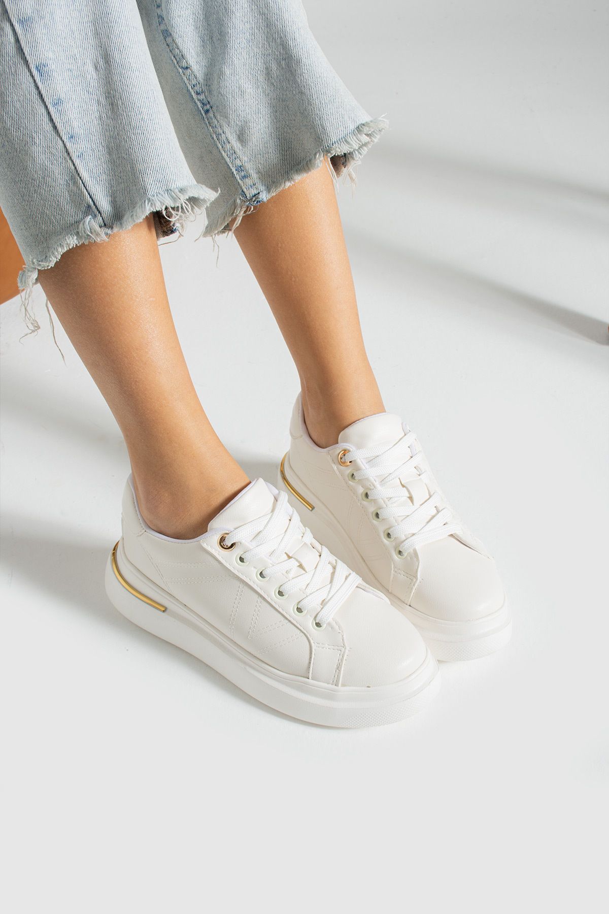 nan Ayakkab KADIN BEYAZ RENK SNEAKERS SPOR AYAKKABI 6 CM Fiyat Yorumlar Trendyol
