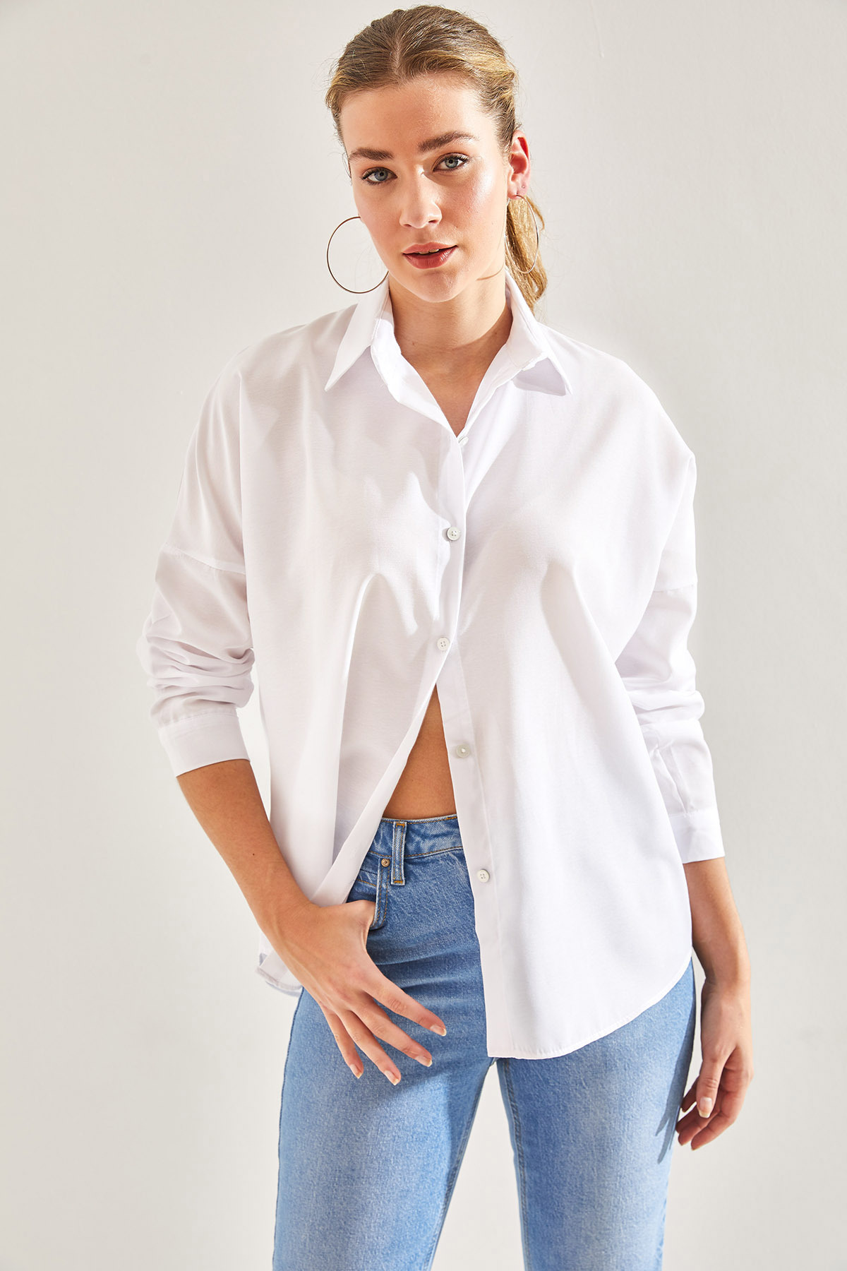 Bianco Lucci Damska koszula z prostymi rękawami i składanymi rękawami