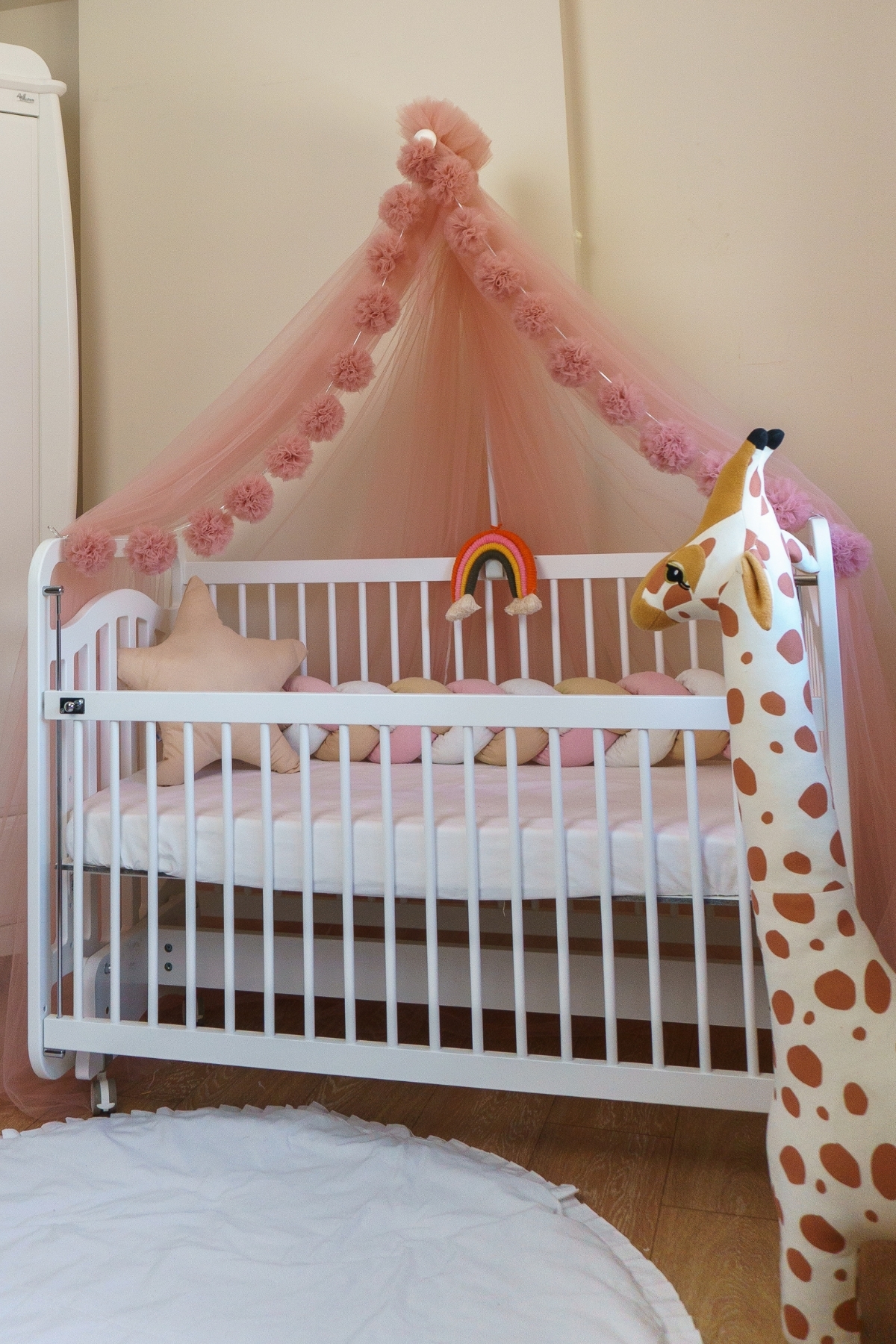 G&G baby Pudra Pembe Pon Ponlu Beşik Cibinliği Ve Cibinlik Aparatı fotoğrafı 4 (önizleme)