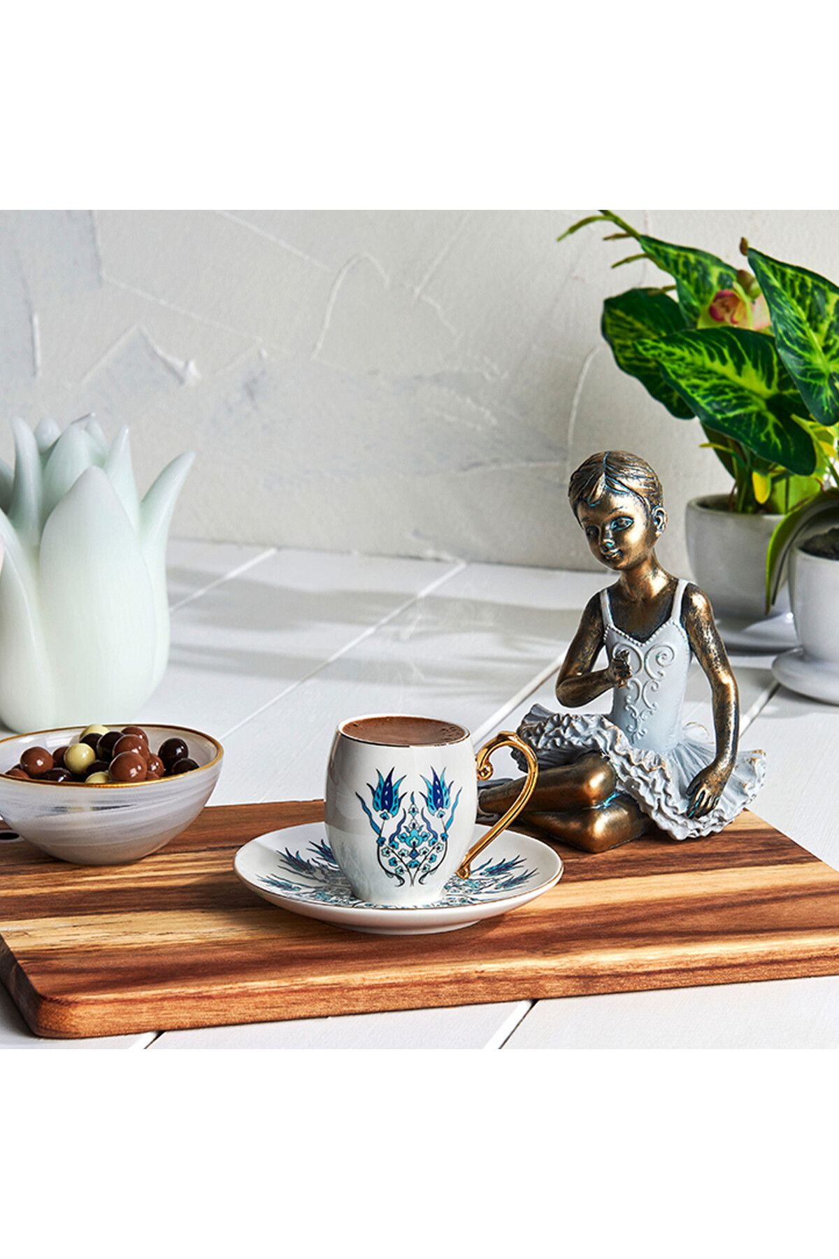 Karaca-Iznik Kaffeeservice für 6 Personen -12 teilig, Traditionelles türkisches Kaffeetassen-Set mit Unter 3