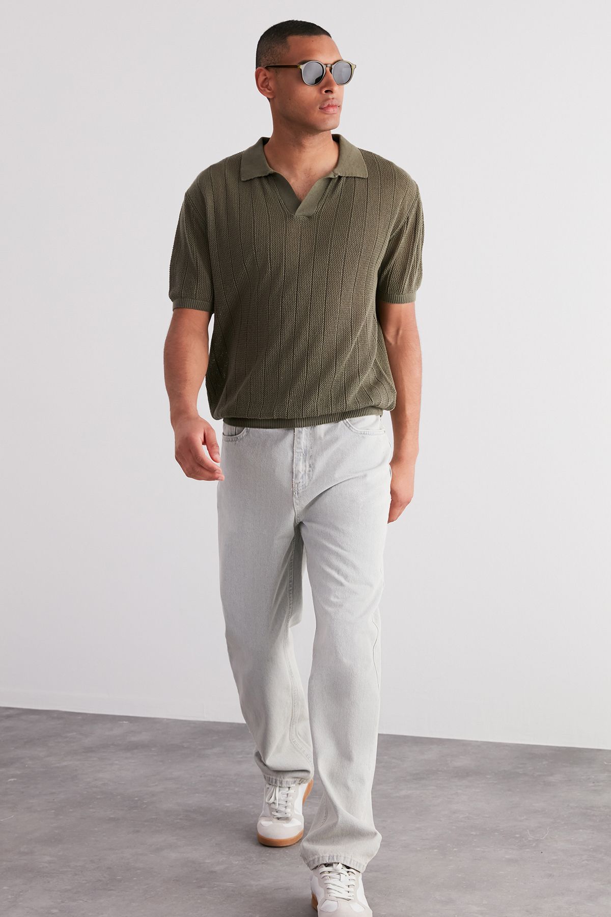 complete the look image