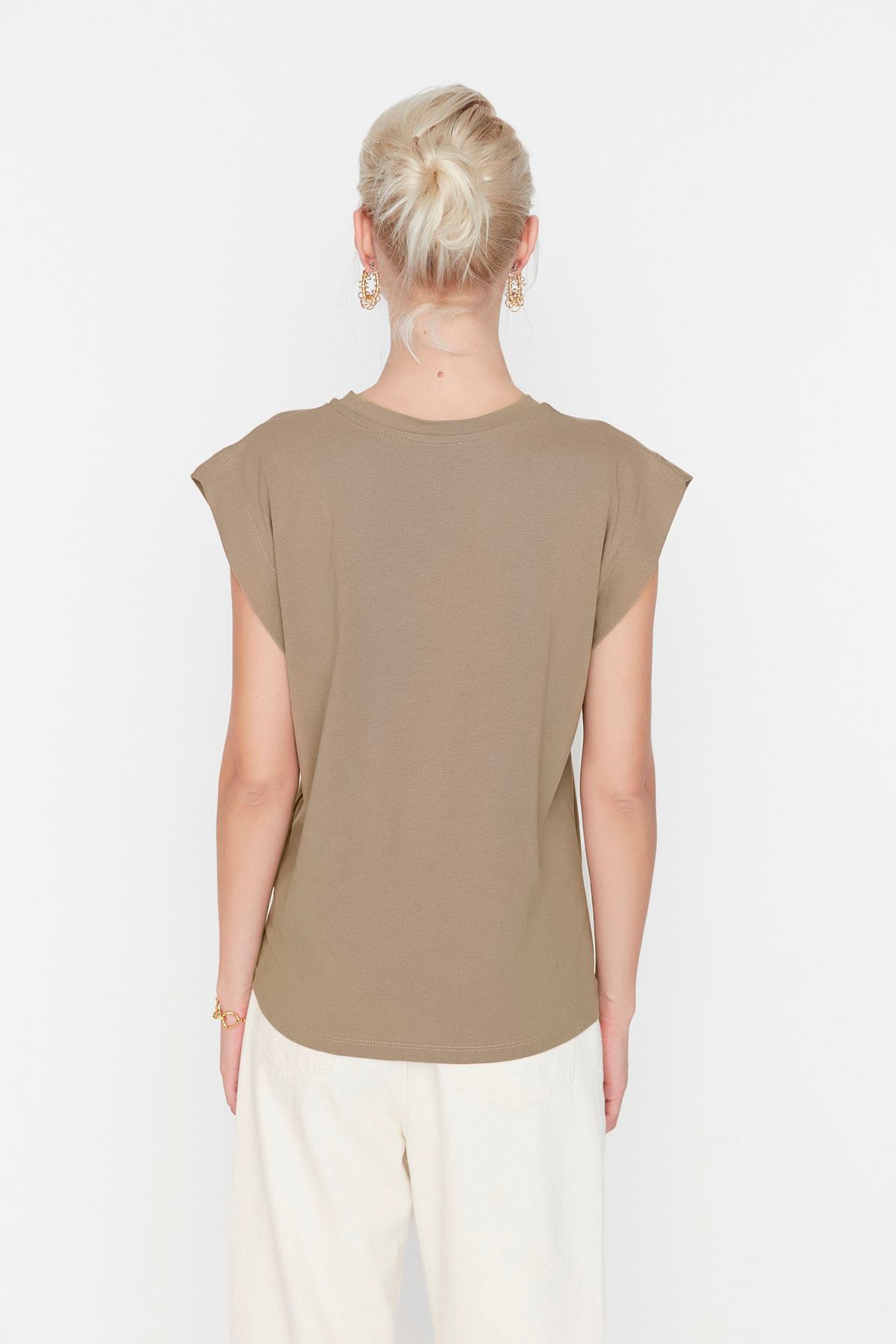 Trendyol Collection-Nerz 100% Baumwolle Watte Beauty Basic Rundhalsausschnitt Radfahren T-Shirt 5