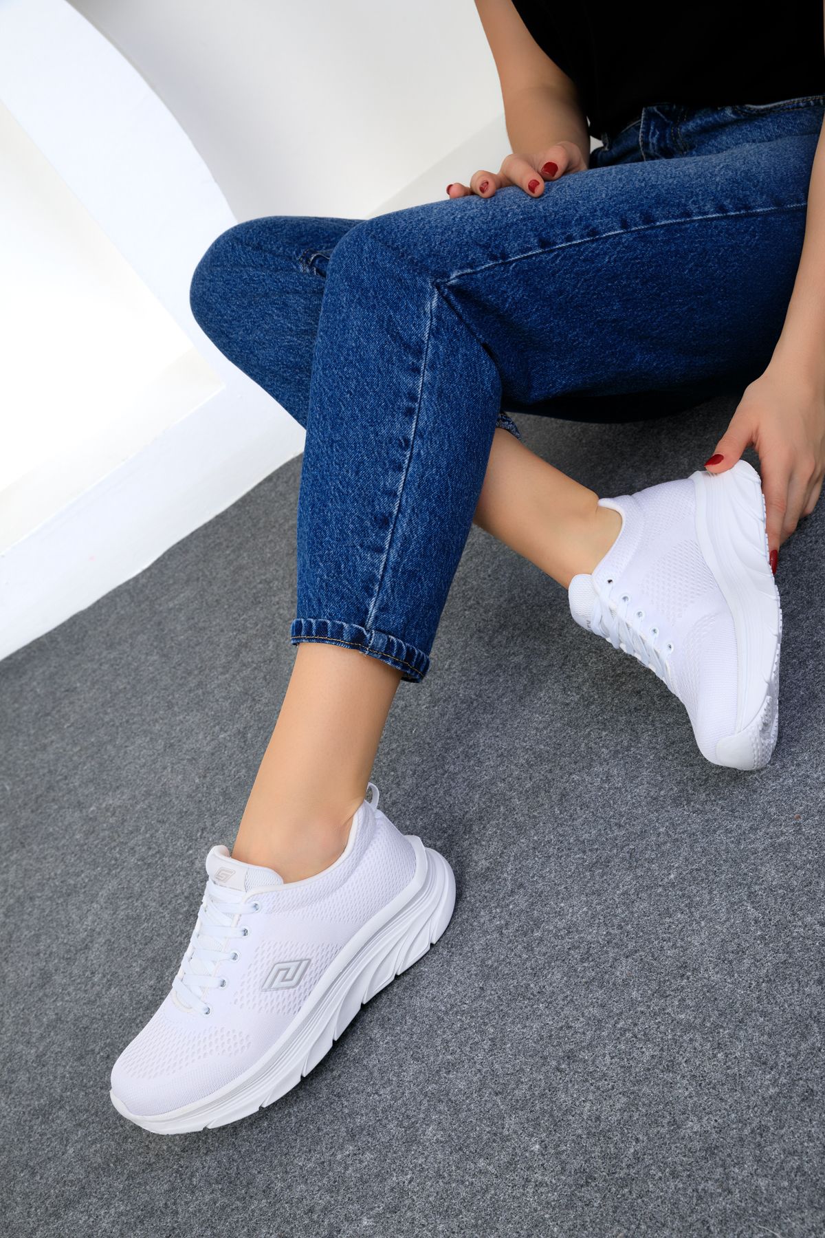 SOHO Beyaz Kad n Sneaker 18172 Fiyat Yorumlar Trendyol