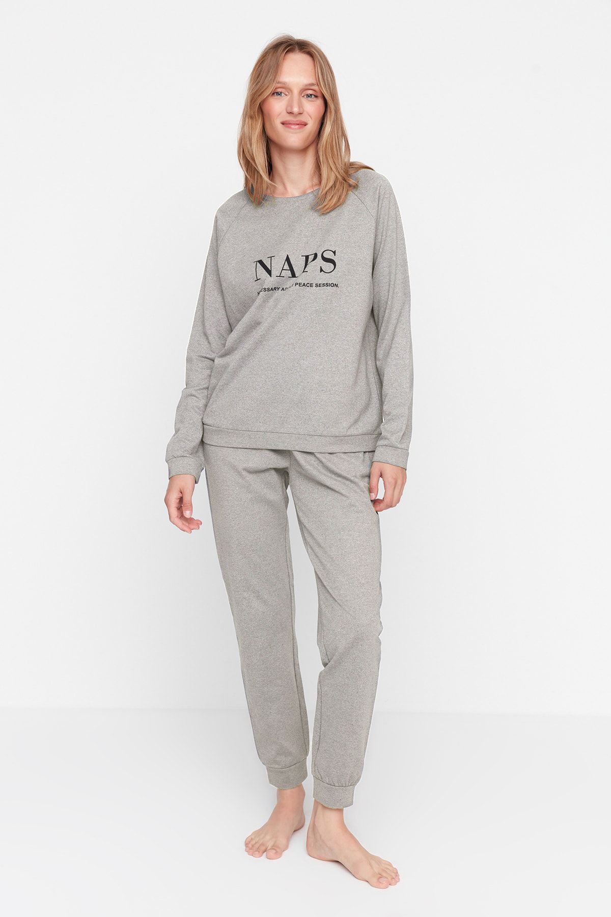 Trendyol Collection-Set pijama tricotată cu slogan antracit THMAW21PT0497 2