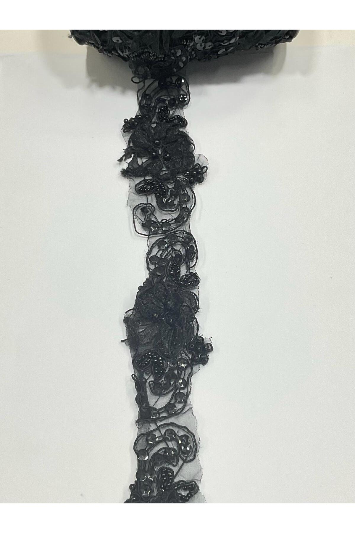 Sequined Beaded Spacer Strip / Black / 1 Meter