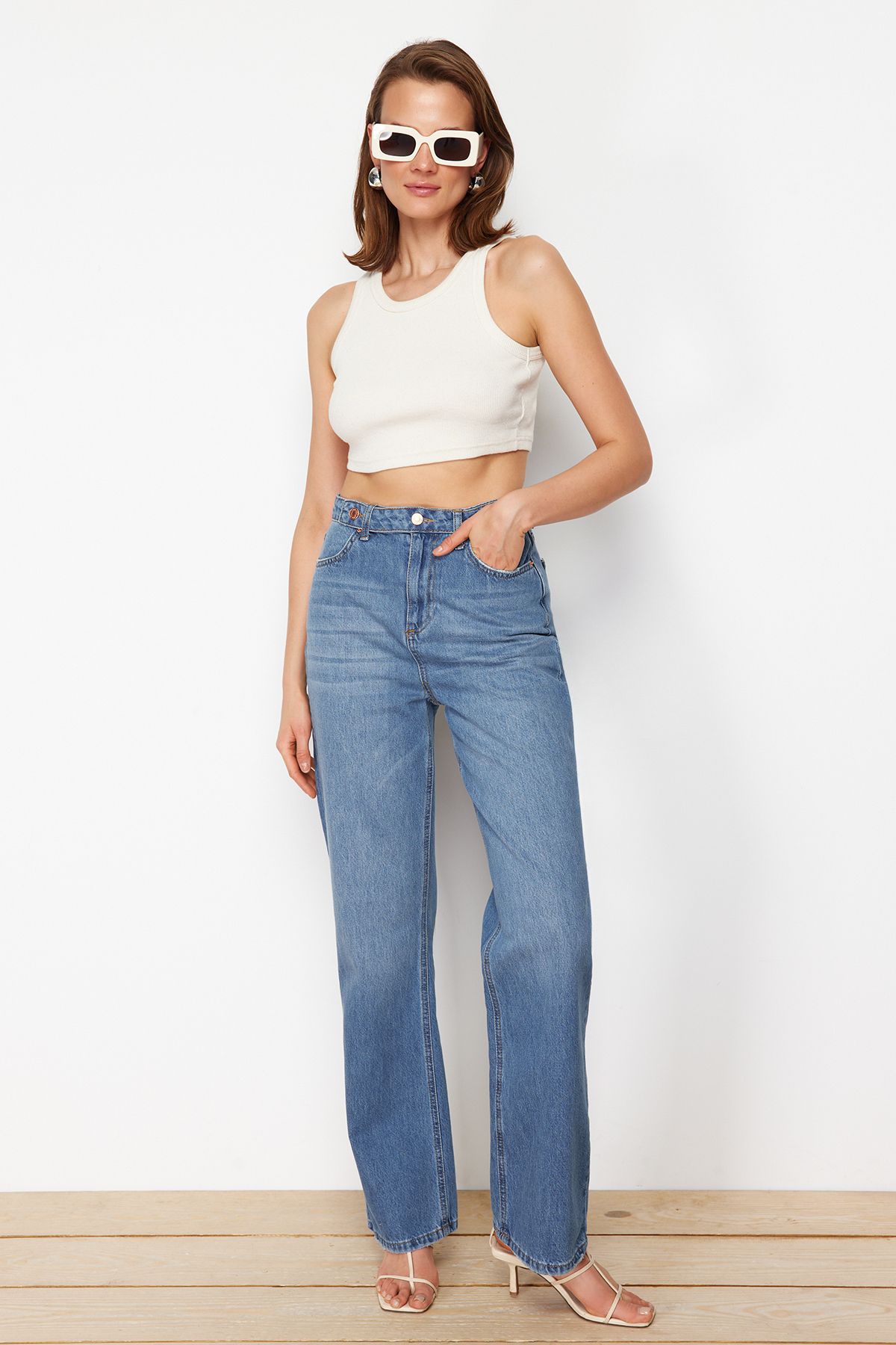 Trendyol Collection Kék derék részletesen magas derekú széles lábú farmernadrág TWOSS22JE0675
