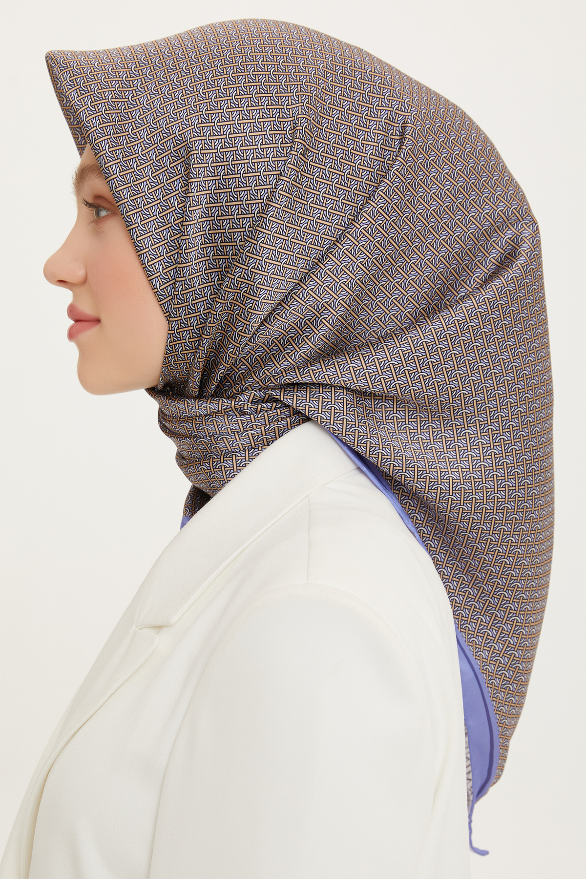 روسری زنانه آرمینه | 8733 Armine - Image 2