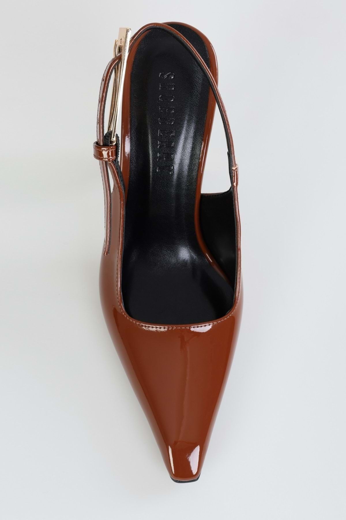 Shoeberry-Laurend Stilettos für Damen aus braunem Lackleder mit stumpfer Zehenpartie und Gürtel 3