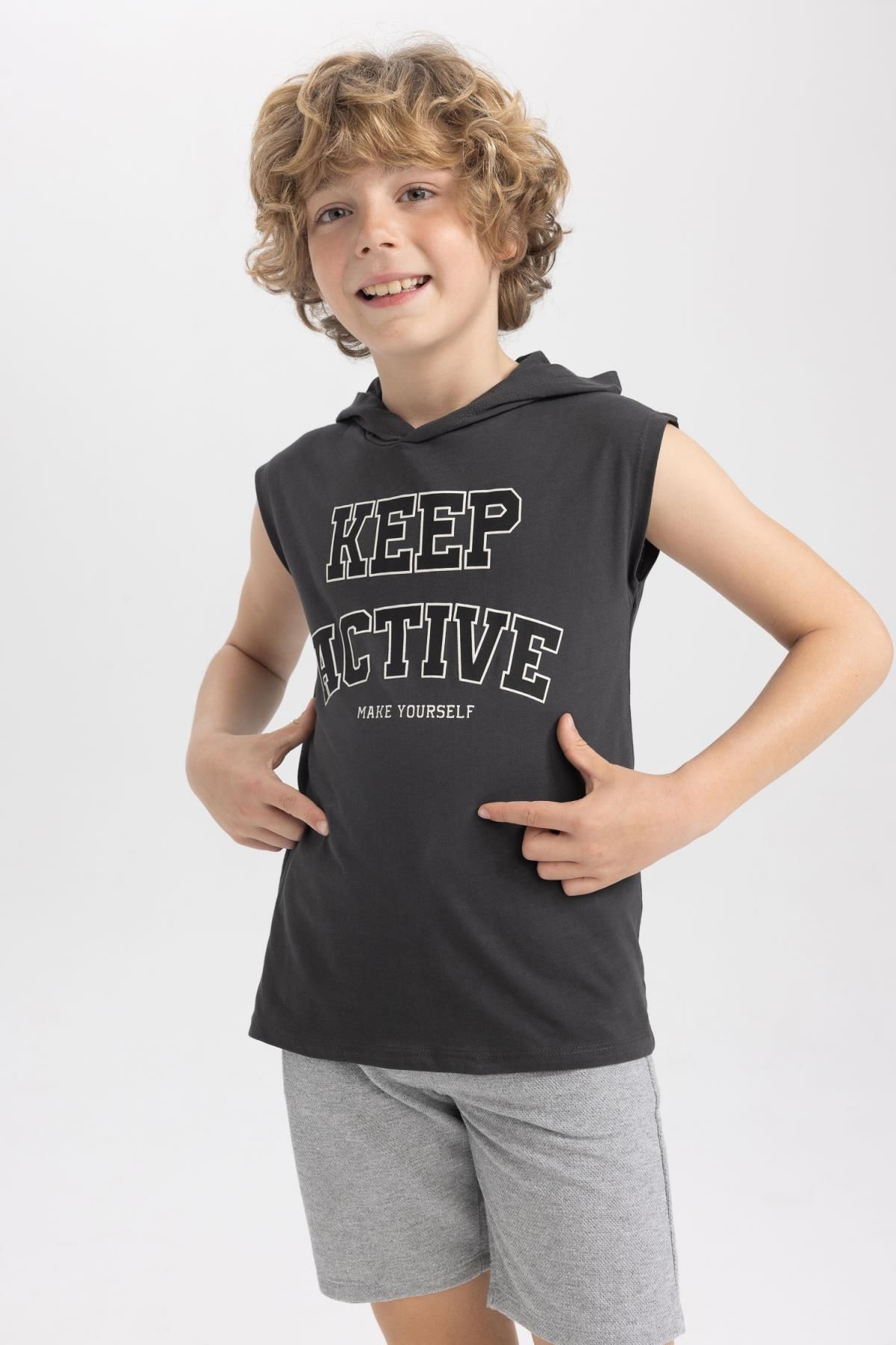 DeFacto-Tanktop mit Kapuze und Aufdruck für Jungen Z8884a623hs 3