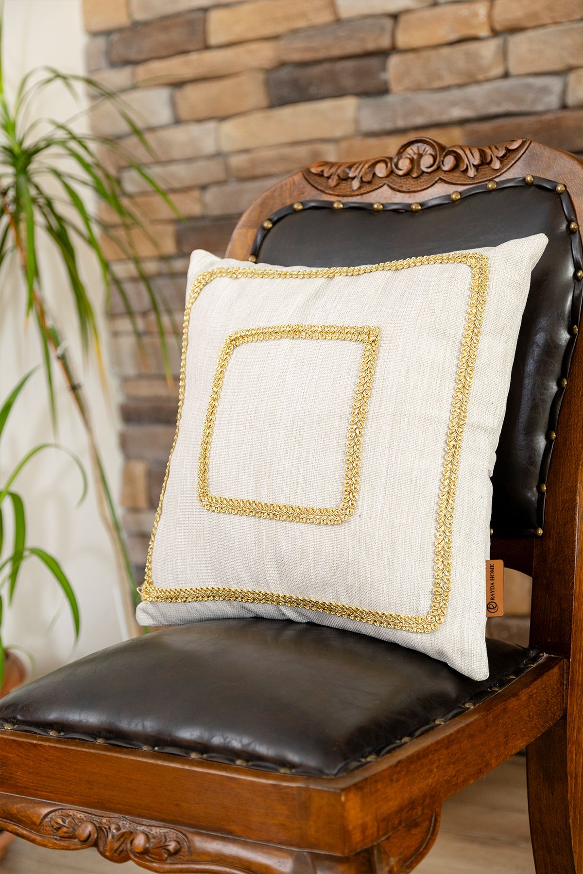 Rayda Home-Husă de pernă decorativă cu design special din țesătură de in, cu detalii aurii 5