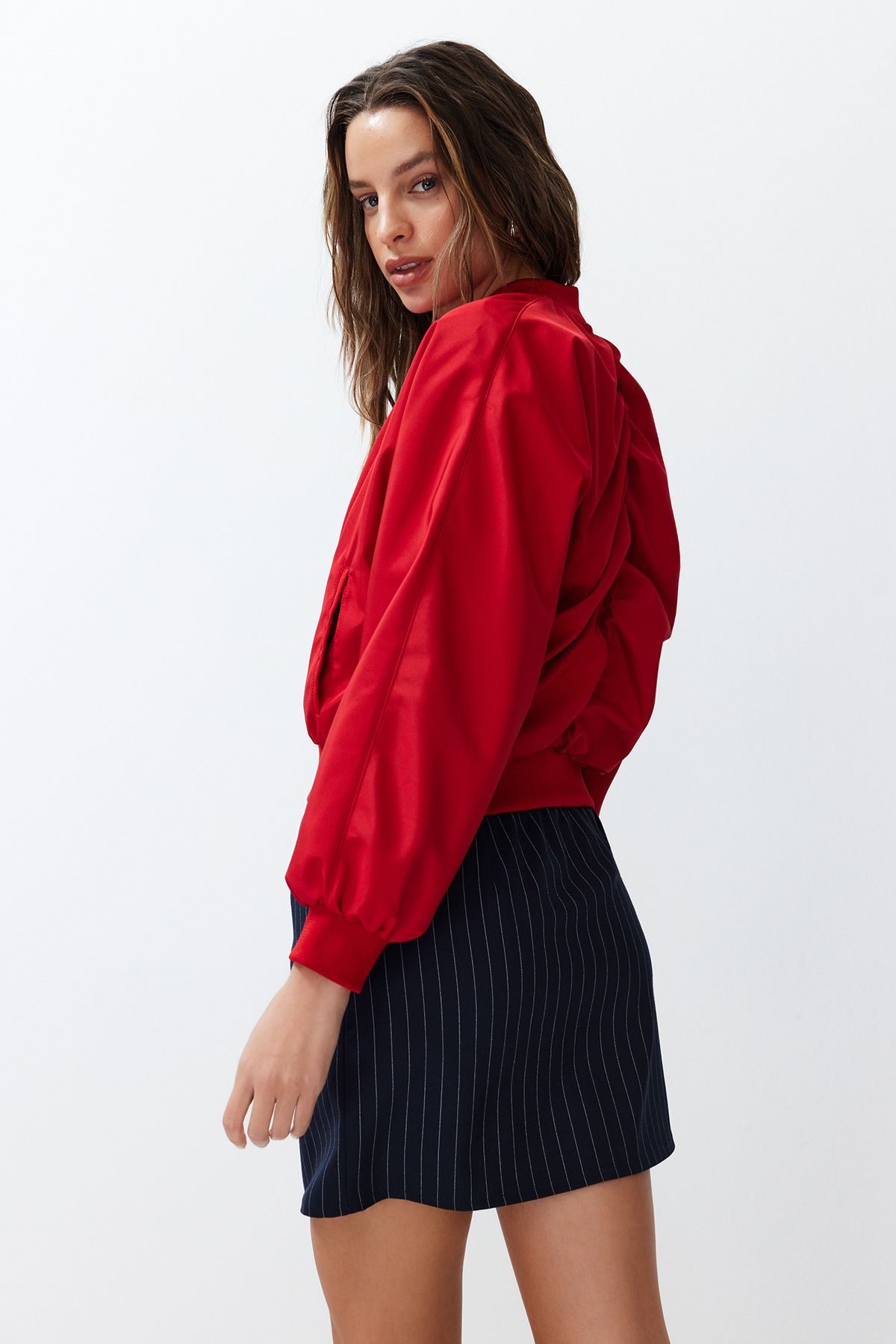 Trendyol Collection-Übergroße rote wasserabweisende Bomberjacke – Kordelzug-Detail, TWOSS22MO0099 3