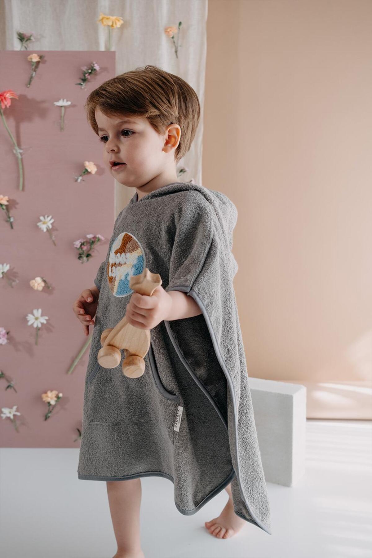 BABYBEK Happy Organik Havlu Çocuk Panço Bornoz - Unisex 1-5 Yaş Standart fotoğrafı 4 (önizleme)