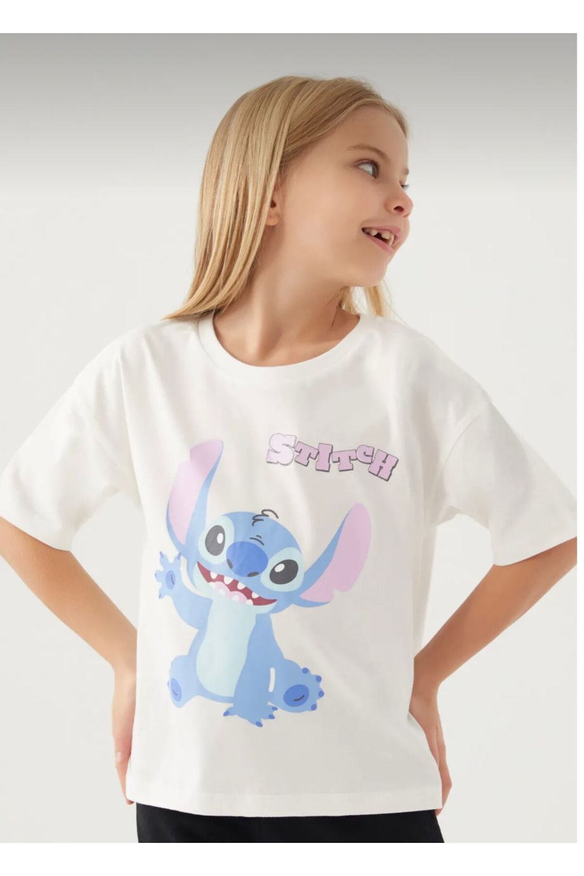 Disney-Stitch Oppression Cream Girl's T-Shirt 4