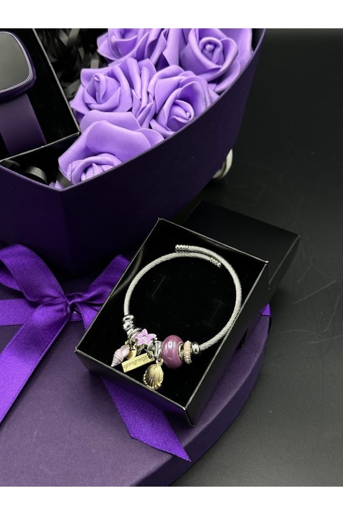 https://cdn.dsmcdn.com/ty1216/product/media/images/prod/SPM/PIM/20240318/17/7d532ab5-9c61-377f-9f4f-98ab2feea73a/1_org_zoom.jpg