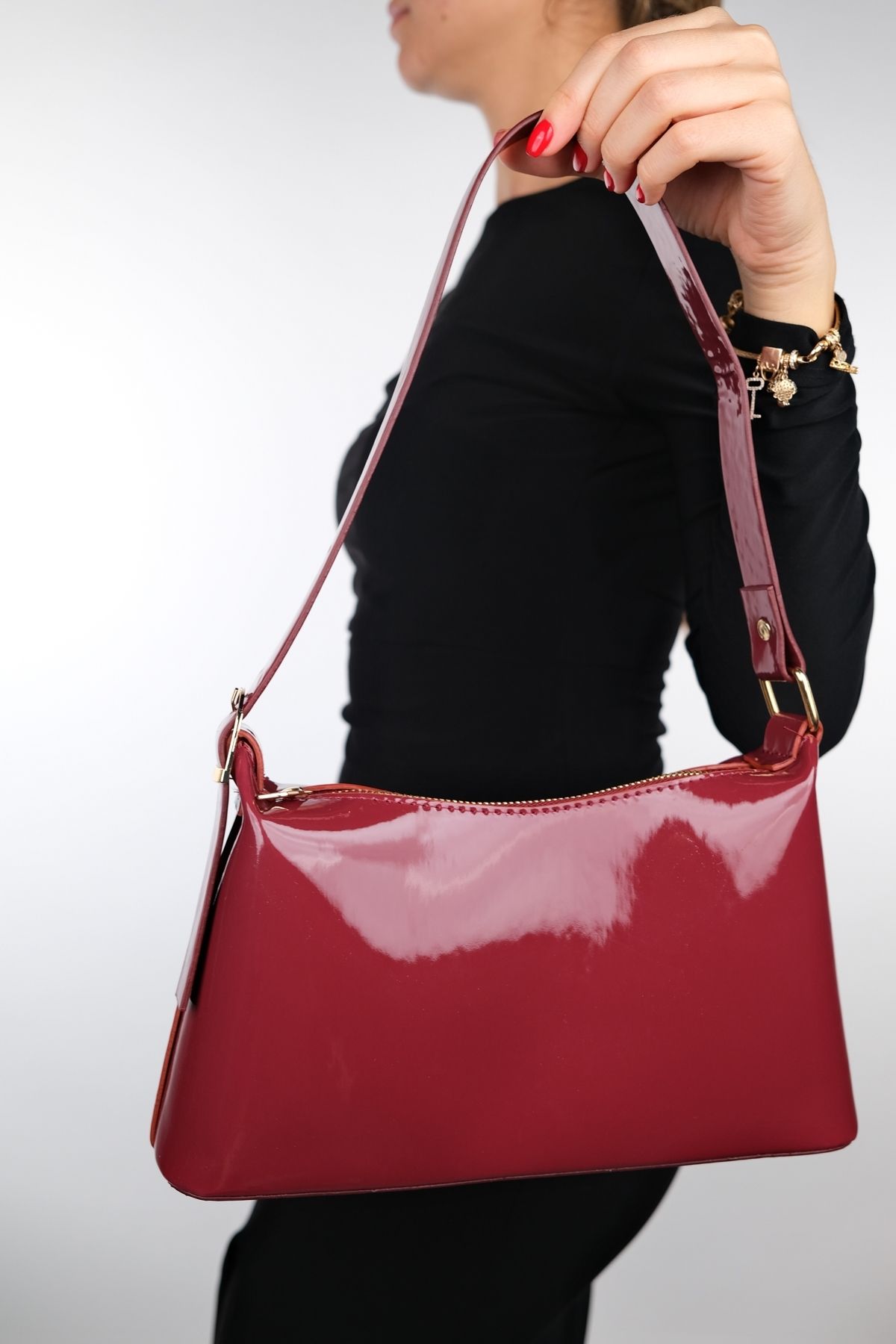 کیف شانه ای قرمز زنانه بازوی چرمی Josela Bordeaux luvishoes