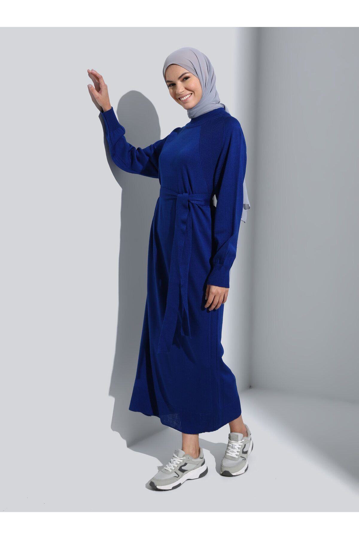 Refka-Gürtel Detaillierte Reglan Ärmel Strick Hijab Kleid - Dark Saks - Refka 3