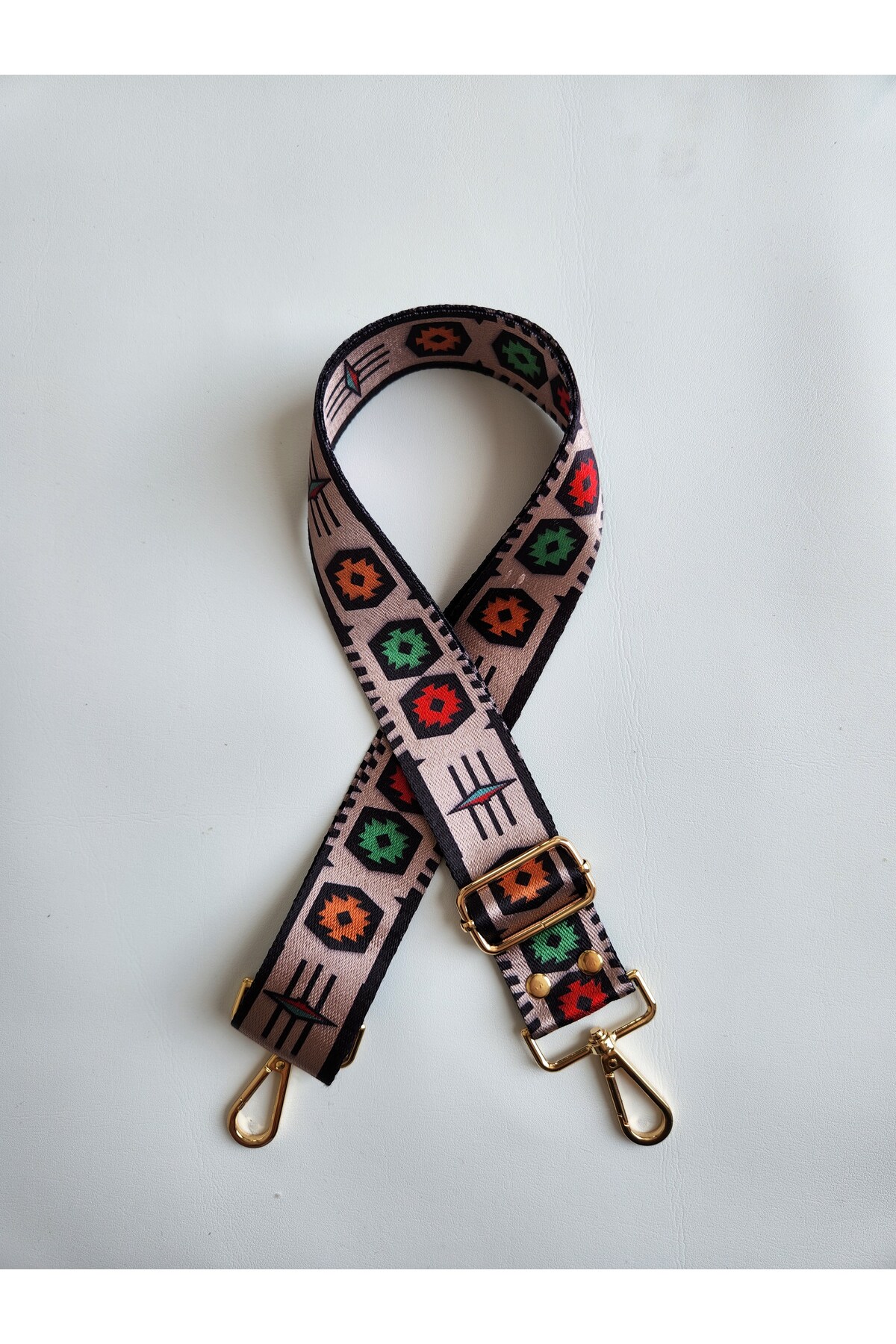 PATTERNED COLUMN BAG HANGER (4*120 CM )