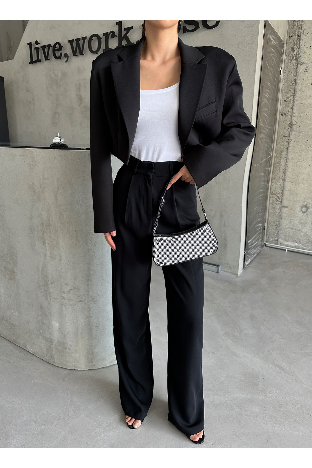 complete the look image