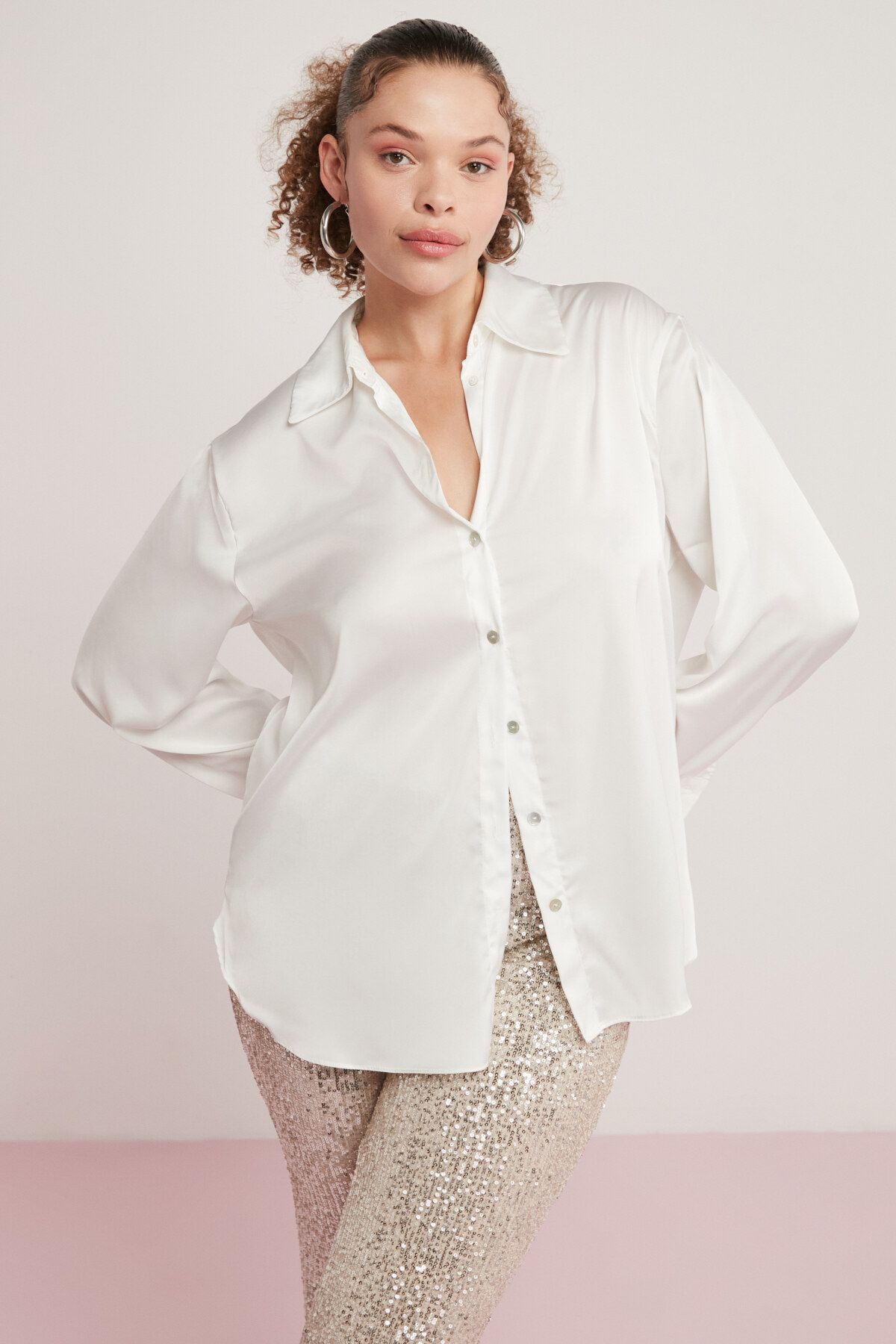 complete the look image