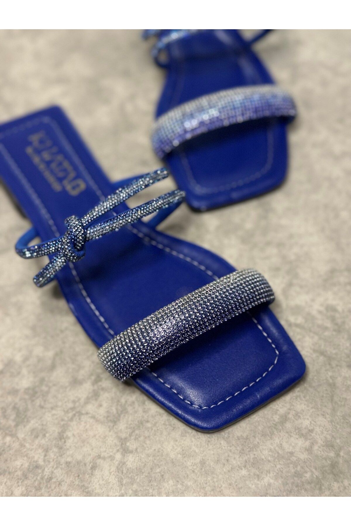 İmerShoes-Papuci albaștri de zi cu zi pentru femei cu o singură curea și toc mic, vârf tocit, talpă confortabilă, ușoară 09 3