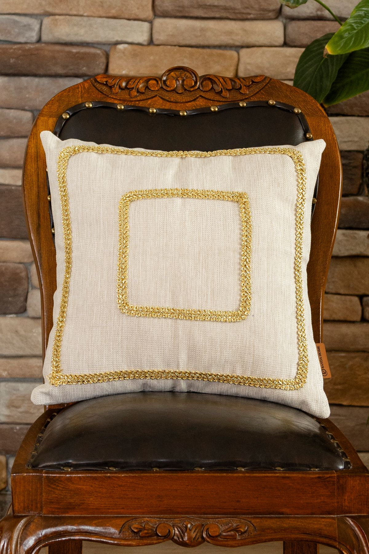 Rayda Home-Husă de pernă decorativă cu design special din țesătură de in, cu detalii aurii 6