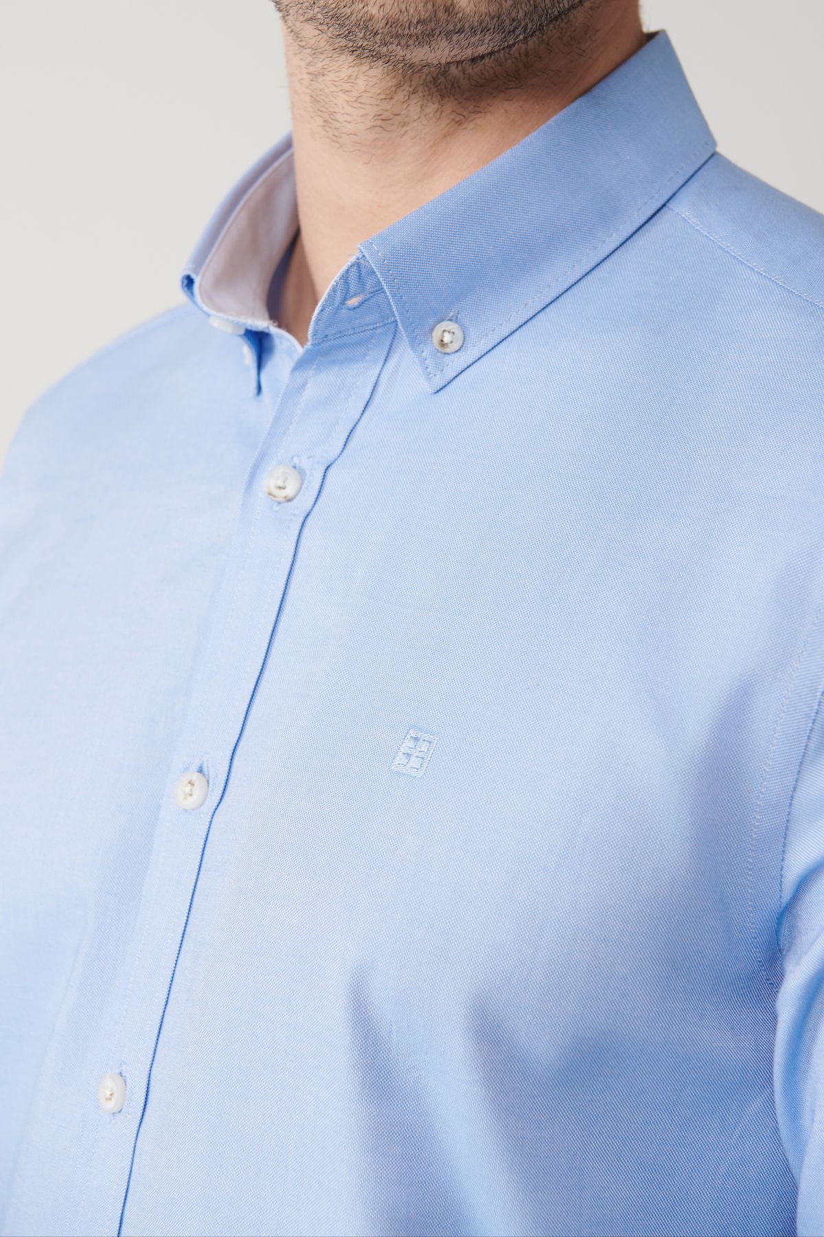 Avva پیراهن آبی مردانه دکمه دار آکسفورد 100 ٪ پنبه مناسب B002034