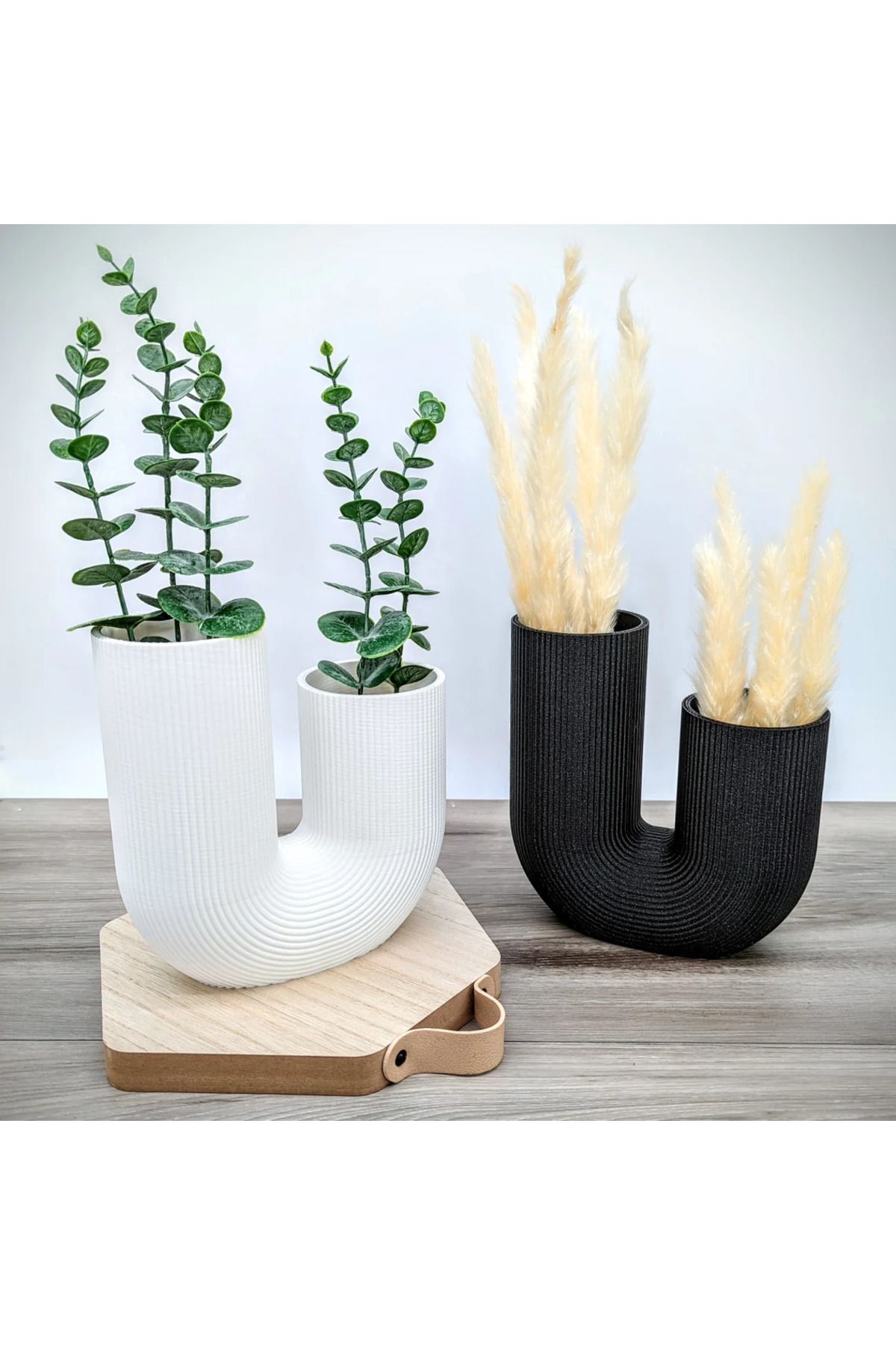 Cem3d Dekoratif U-Vazo siyah renk 20cm