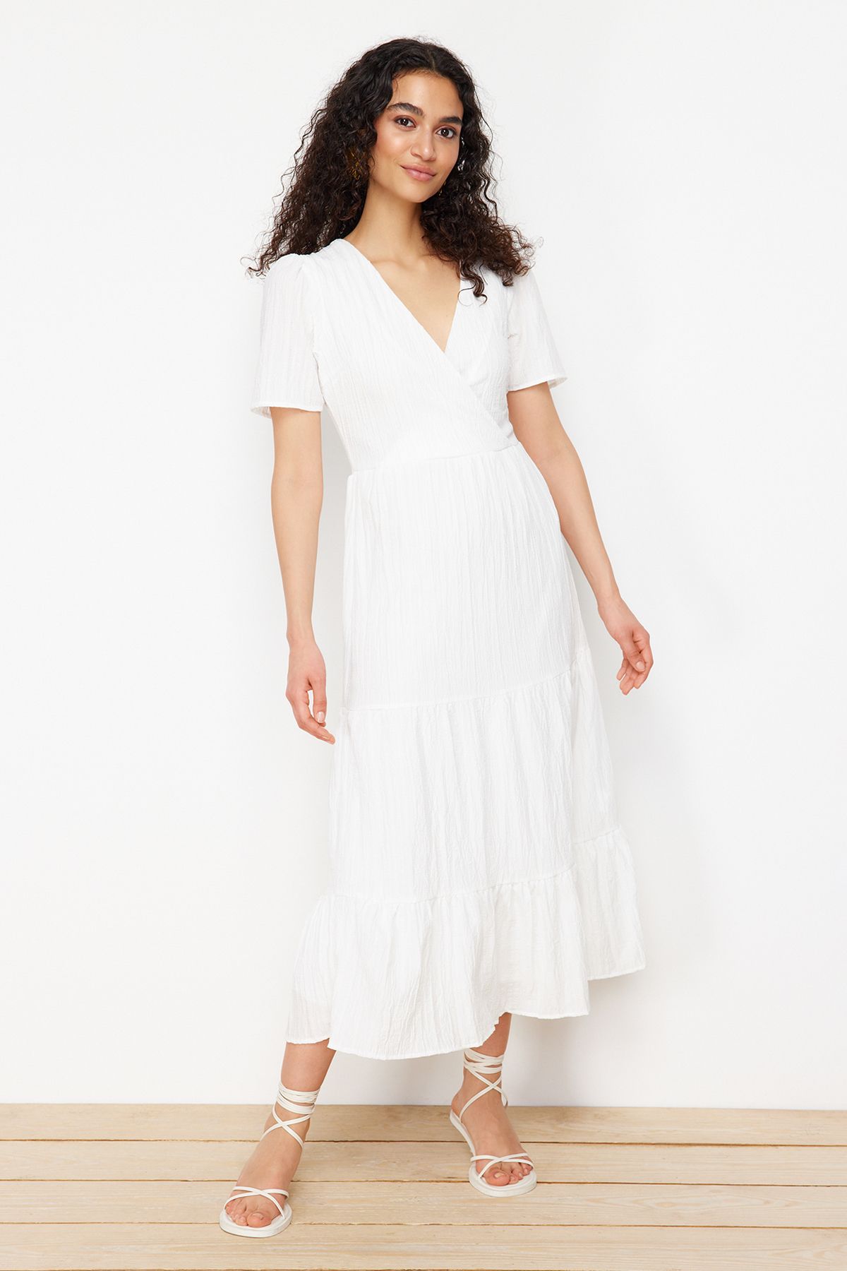 Trendyol Collection-White Skirt Waist Open Double Breasted Collar Lining Maxi Woven Dress Twoss24El00693 2