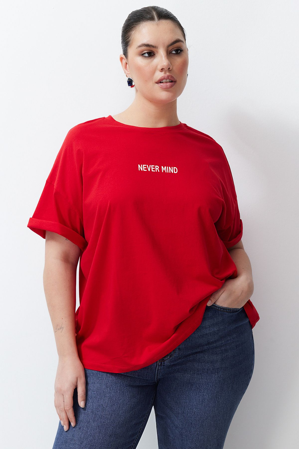 Trendyol Curve-Oversize Red Slogan Printed 100% bavlna Velké tričko - Tbbss24Bf00018 3
